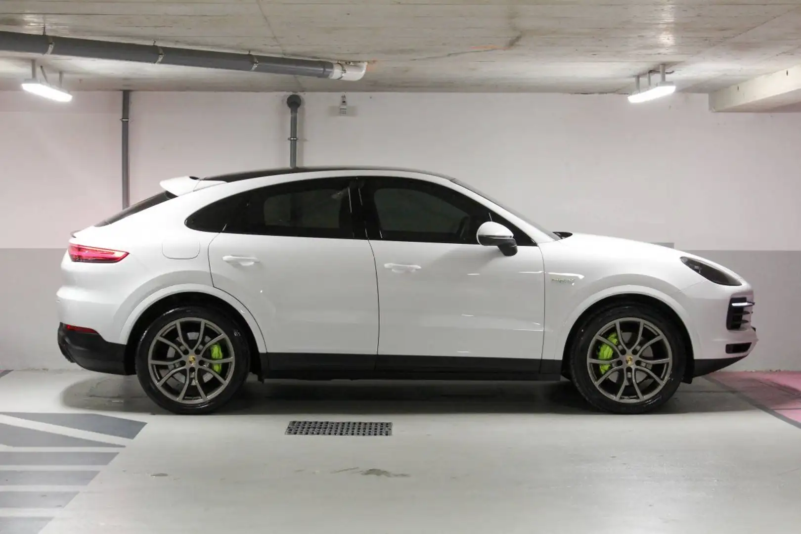 Porsche Cayenne Coupe 3.0 V6 462ch E-Hybrid Euro6d-T-EVAP-ISC Blanc - 2