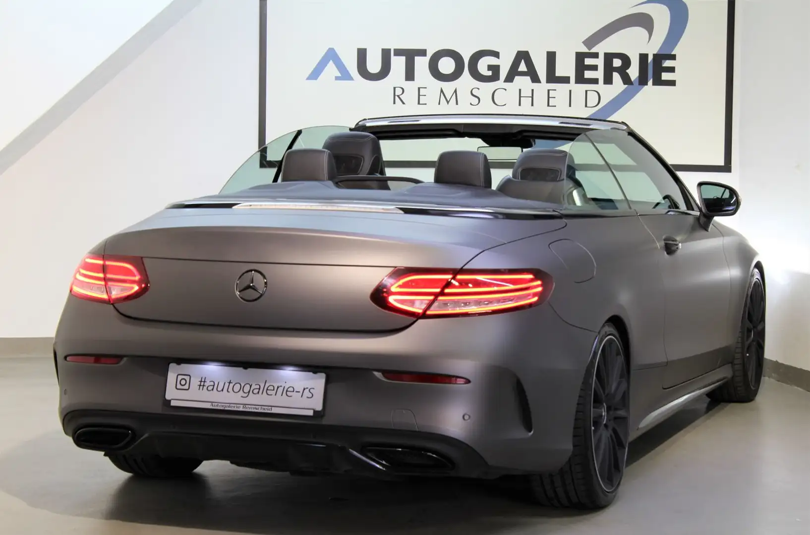 Mercedes-Benz C 220 d Cabrio*AMG LINE*FACELIFT*KAM*NIGHT*MATT* Weiß - 2