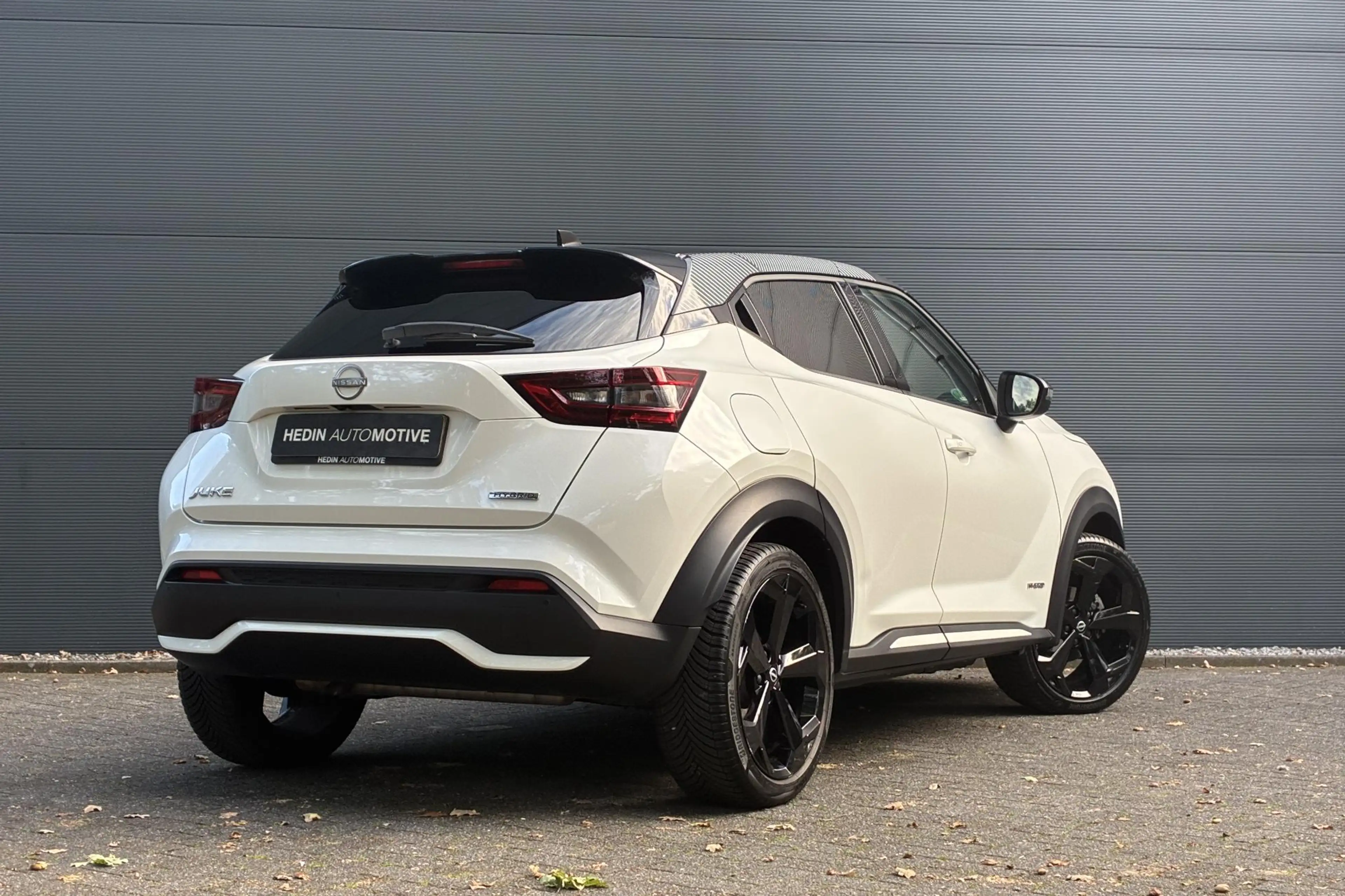Nissan Juke 1.6 Hybrid Premiere Edition — photo 2