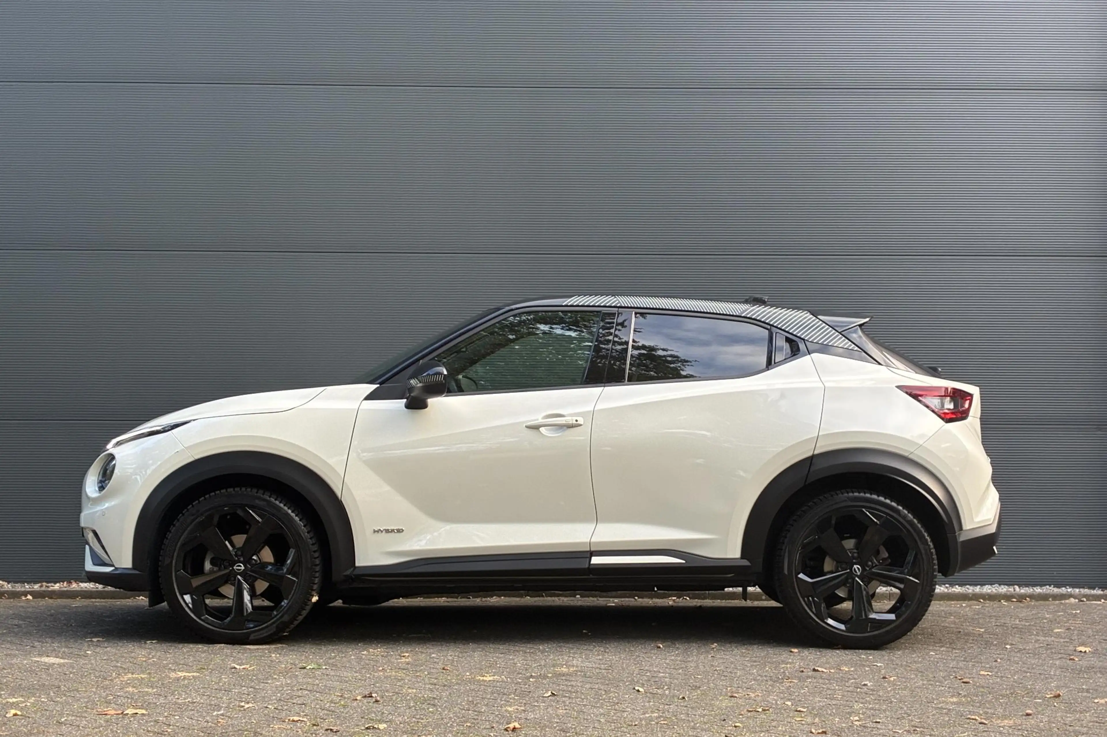 Nissan Juke 1.6 Hybrid Premiere Edition — photo 7