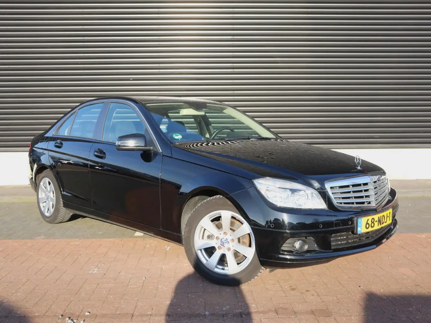 Mercedes-Benz C 200 K | Airco | Navi | PDC | Zwart - 2