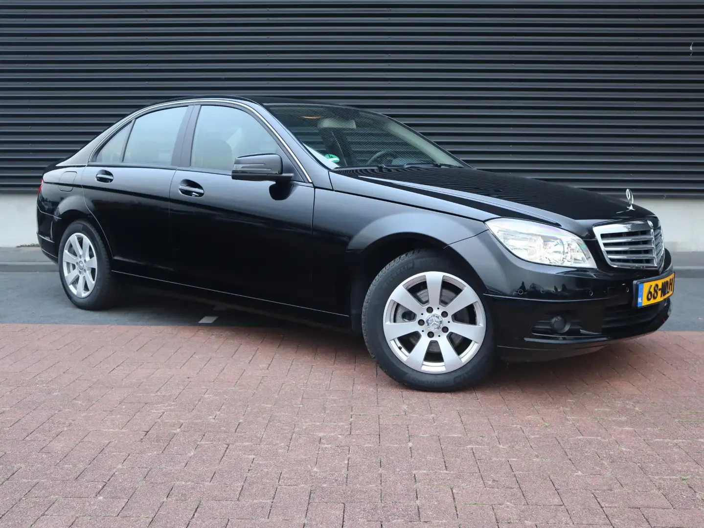 Mercedes-Benz C 200 K | Airco | Navi | PDC | Zwart - 2