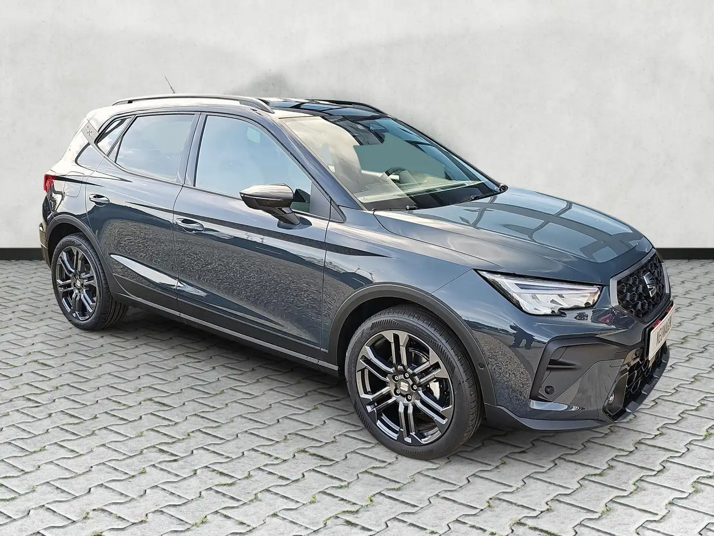 SEAT Arona 1.5 TSI 110 kW FR DSG ACC Navi 18Zoll 5JGar 110... Blau - 1