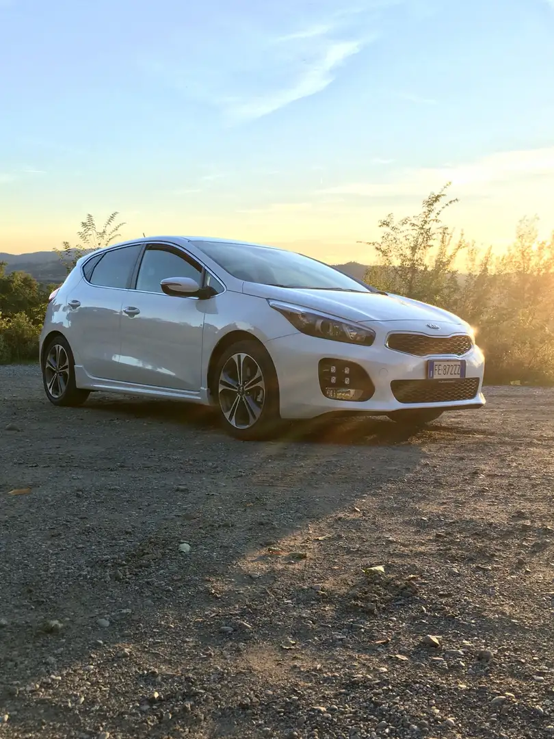 Kia Ceed / cee'd 1.6 crdi GT Line 110cv Bianco - 1