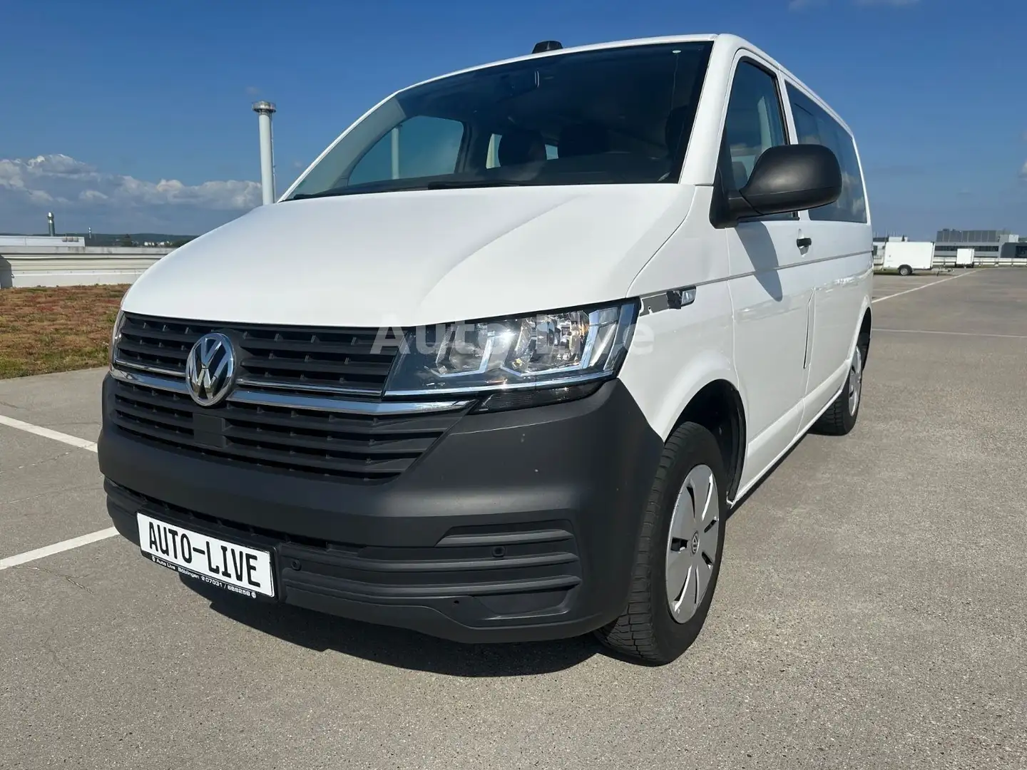 Volkswagen T6 Transporter T6.1 Transporter 2,0 TDI*AUTOMATIK*9-SITZE*KLIMA Weiß - 1