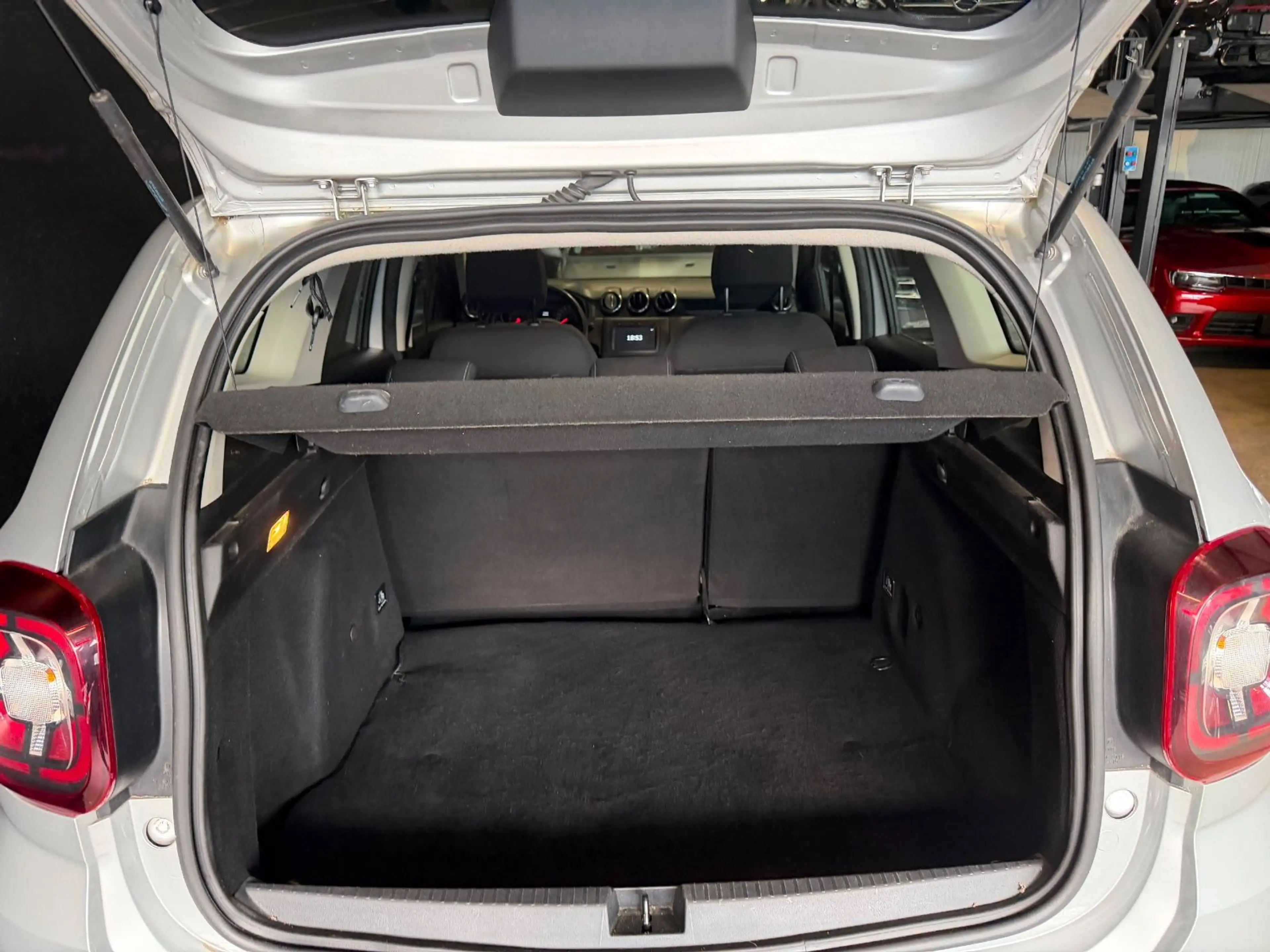 Dacia Duster II Comfort TCe 125 /KAMERA/AHK/KLIMA/ — photo 6