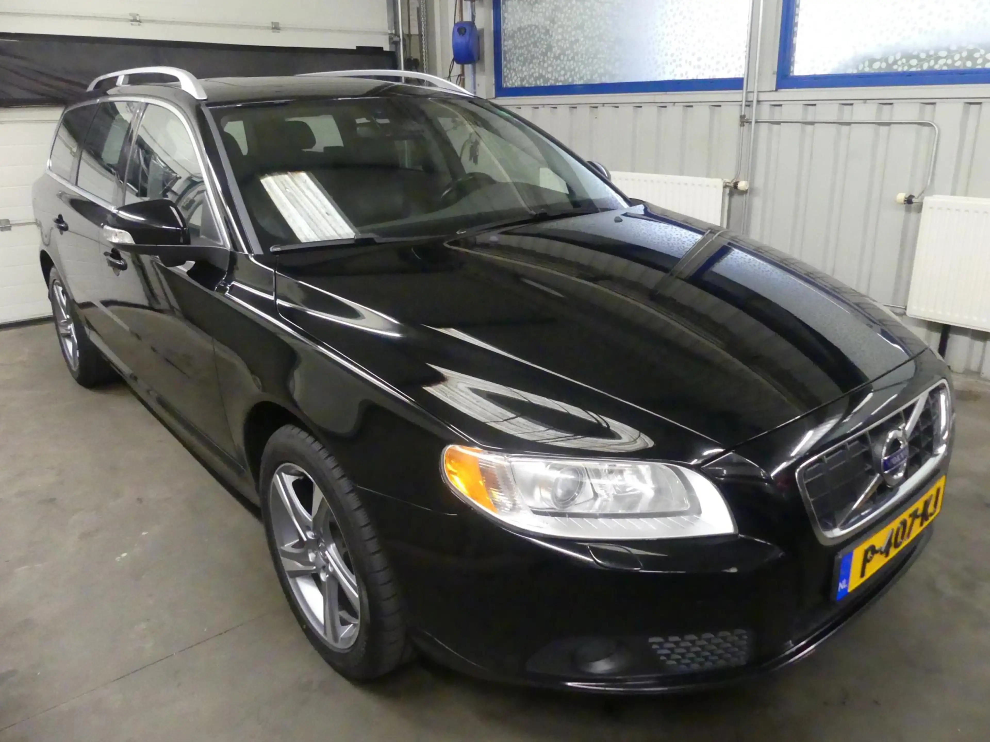 Volvo V70 1.6 T4 Kinetic - Perfect Onderhouden! - Trekhaak — photo 3