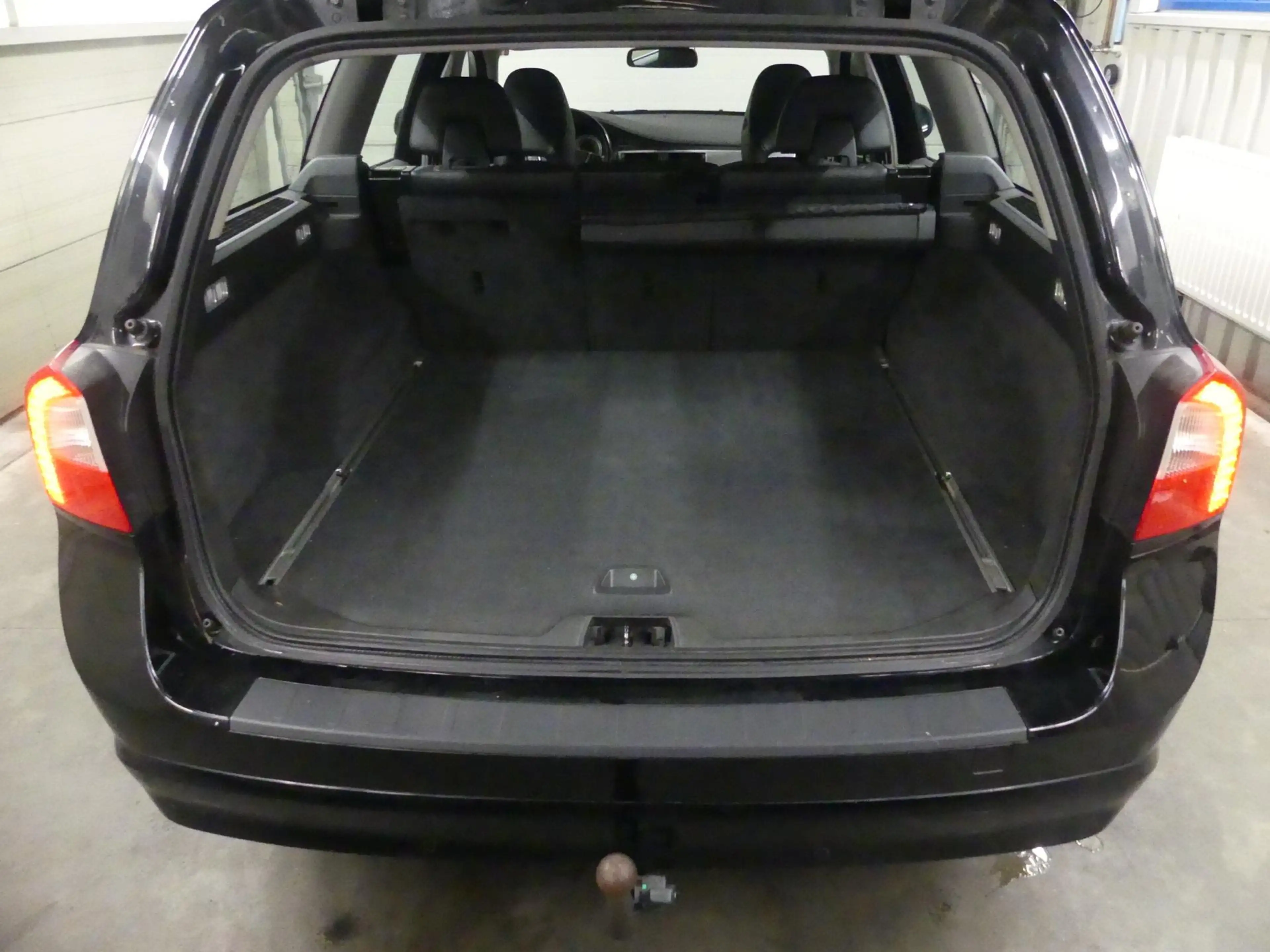 Volvo V70 1.6 T4 Kinetic - Perfect Onderhouden! - Trekhaak — photo 8