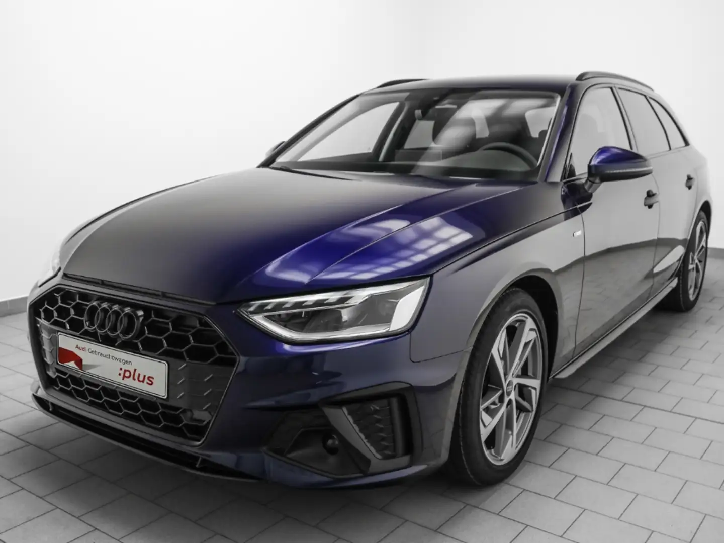 Audi A4 Avant 40 TDI S line AHK Navi ACC LED Blauw - 2