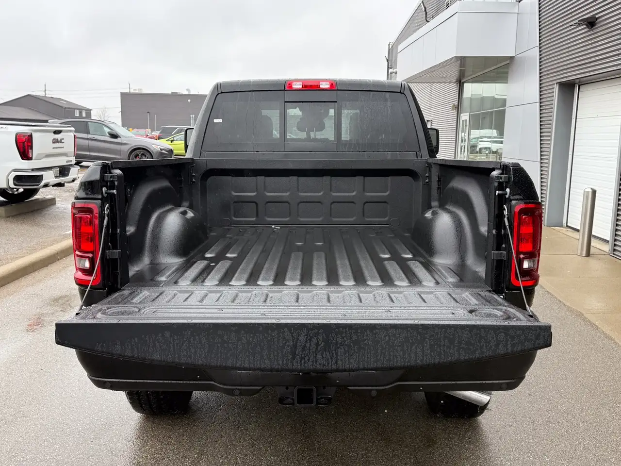 RAM 2500 снимка RAM 2500