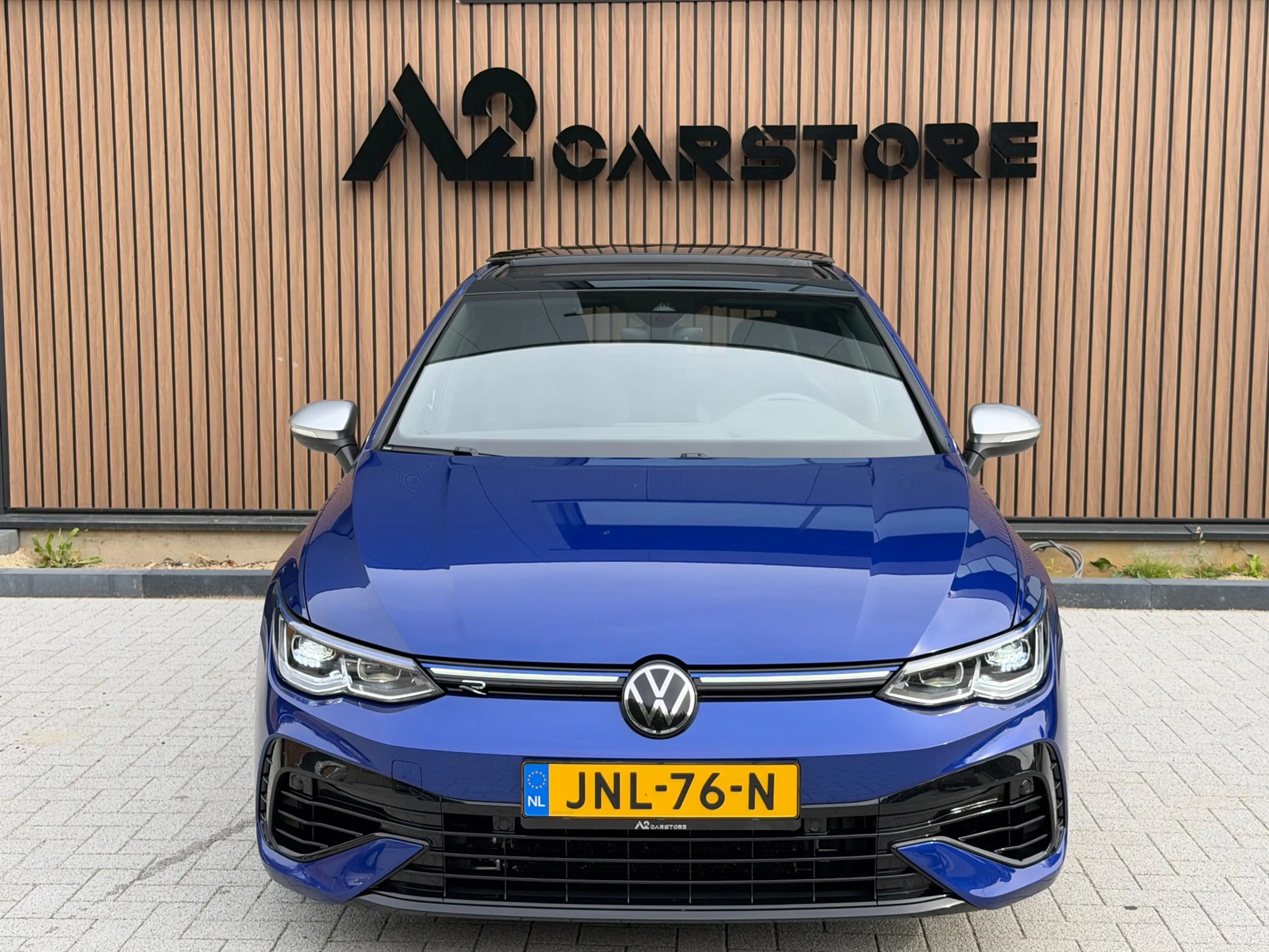 Volkswagen Golf 2.0 TSI R 4Motion 320PK PANO CAMERA STOELVERWARMIN — photo 3