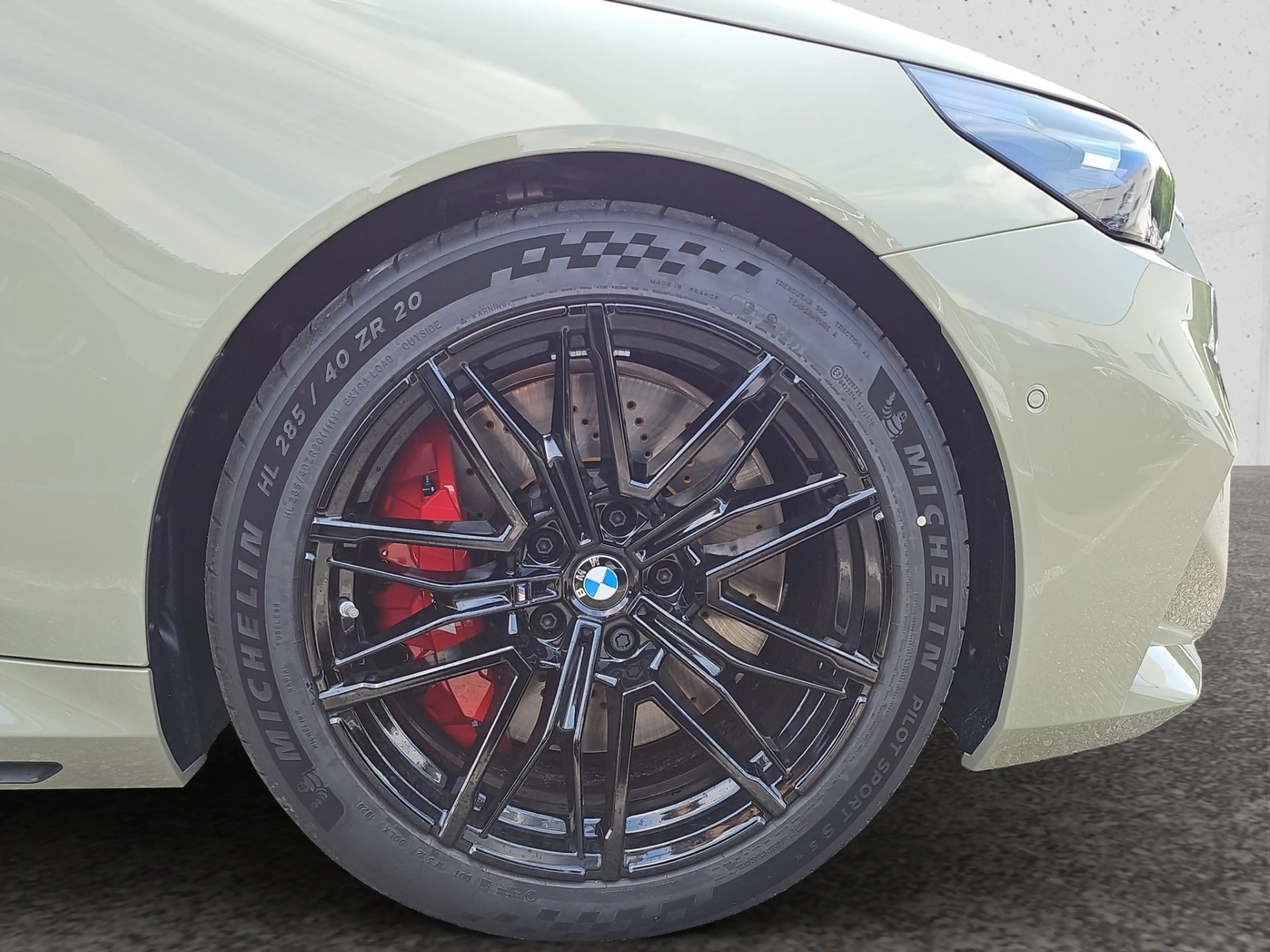 BMW M5 — photo 8