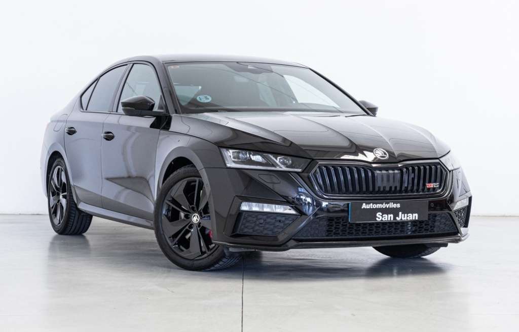 Skoda Octavia 2.0 TSI RS DSG 180kW - foto 1