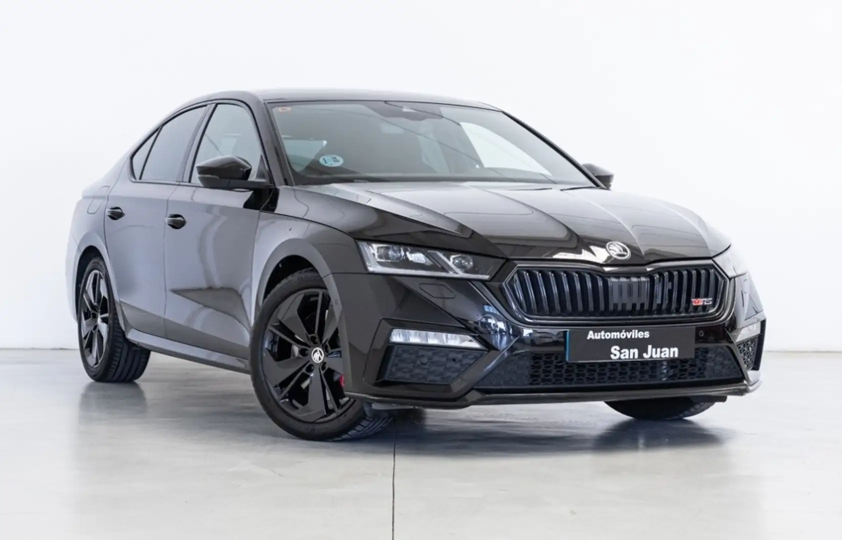 Skoda Octavia 2.0 TSI RS DSG 180kW Negro - 1