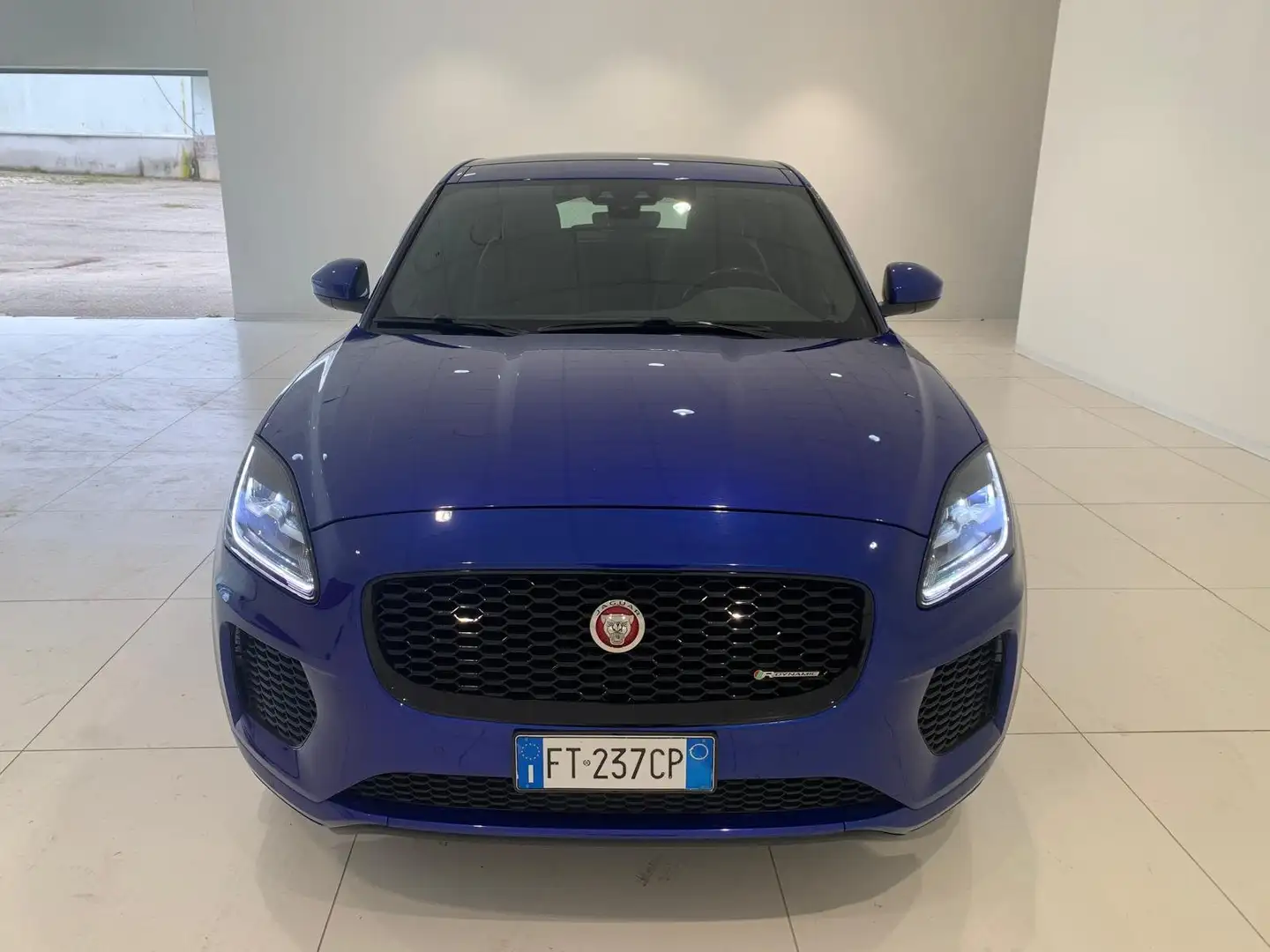 Jaguar E-Pace E-Pace 2.0d i4 R-Dynamic HSE awd 240cv auto Blu/Azzurro - 2