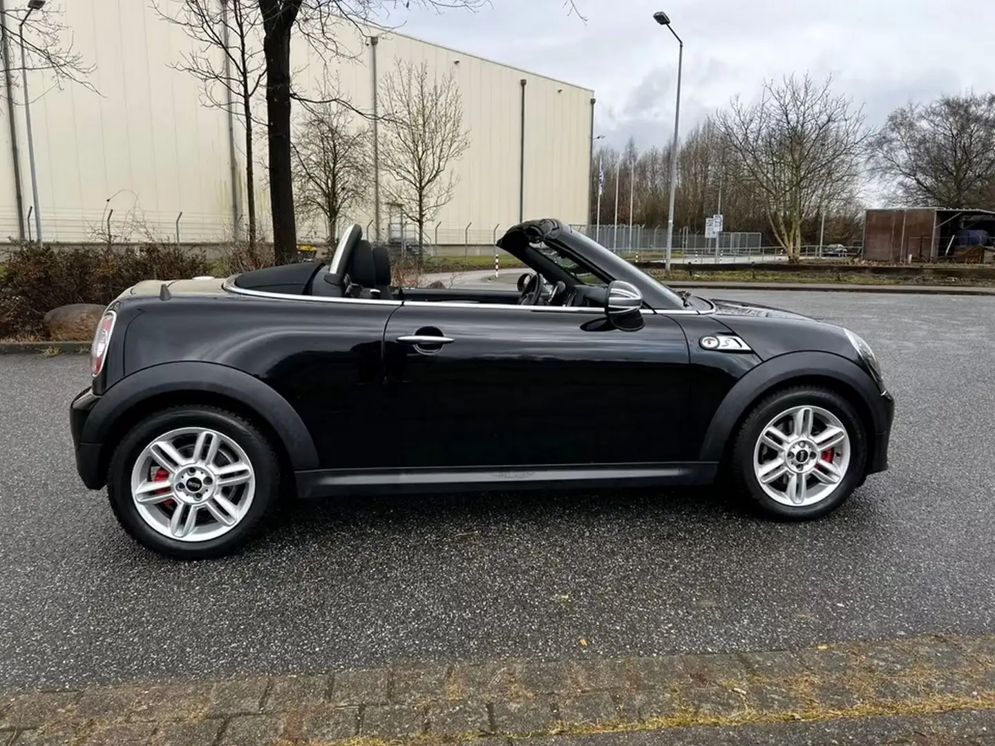 MINI Cooper S Roadster Schwarz - 1