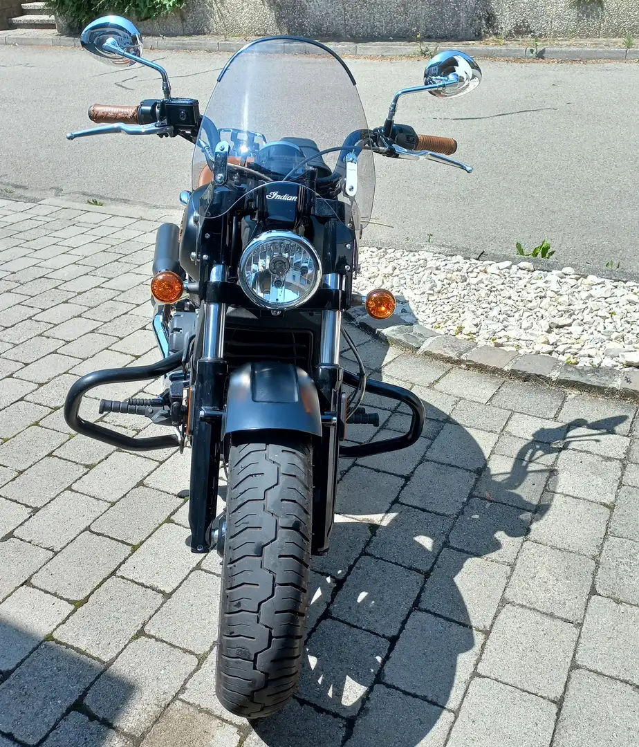 Indian Scout Scout Sixty Thunder Black  HU 07/2027 Schwarz - 1