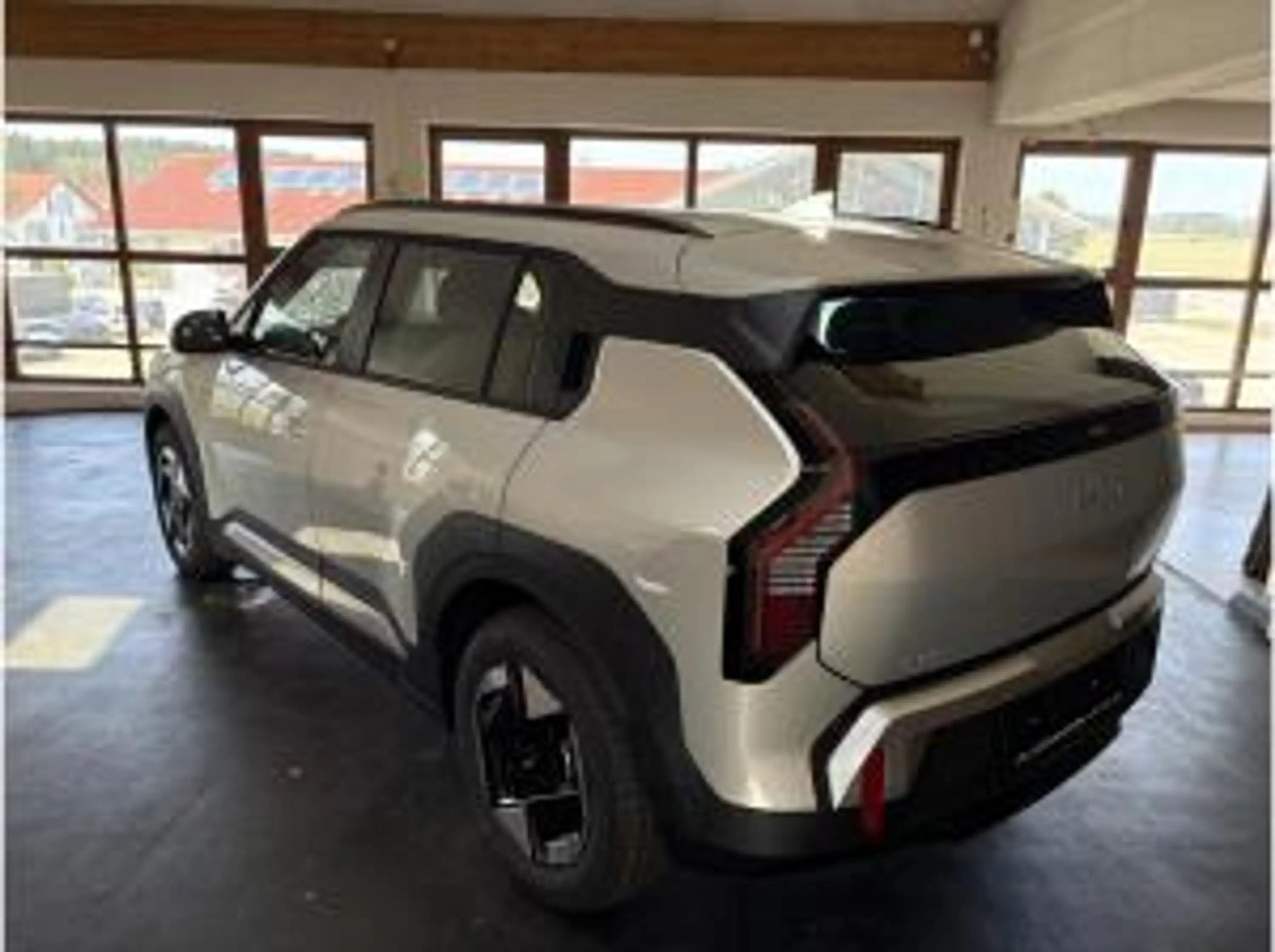 Kia EV3 58,3 kWh Batterie - 150 kW Air — photo 3