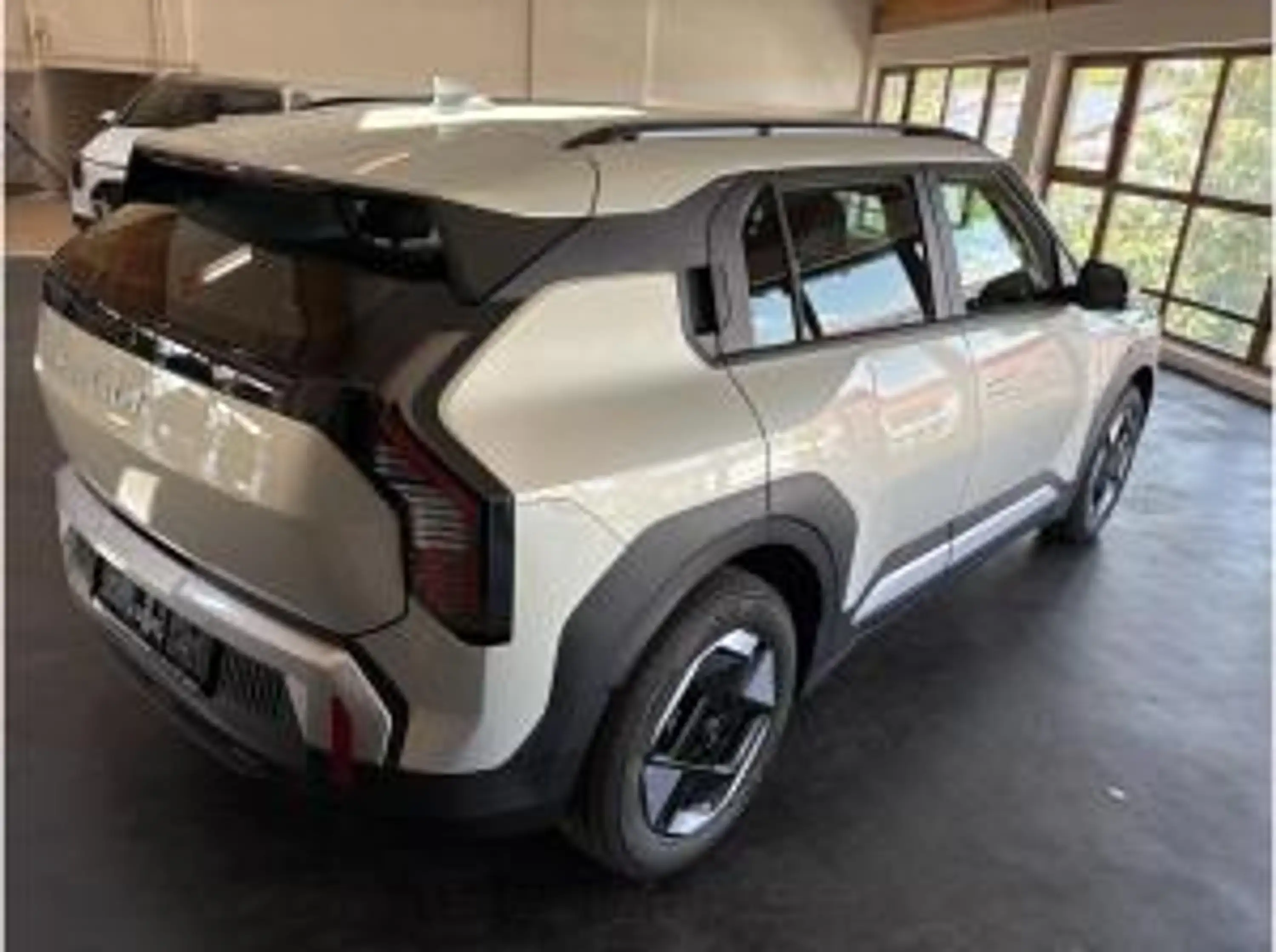 Kia EV3 58,3 kWh Batterie - 150 kW Air — photo 6