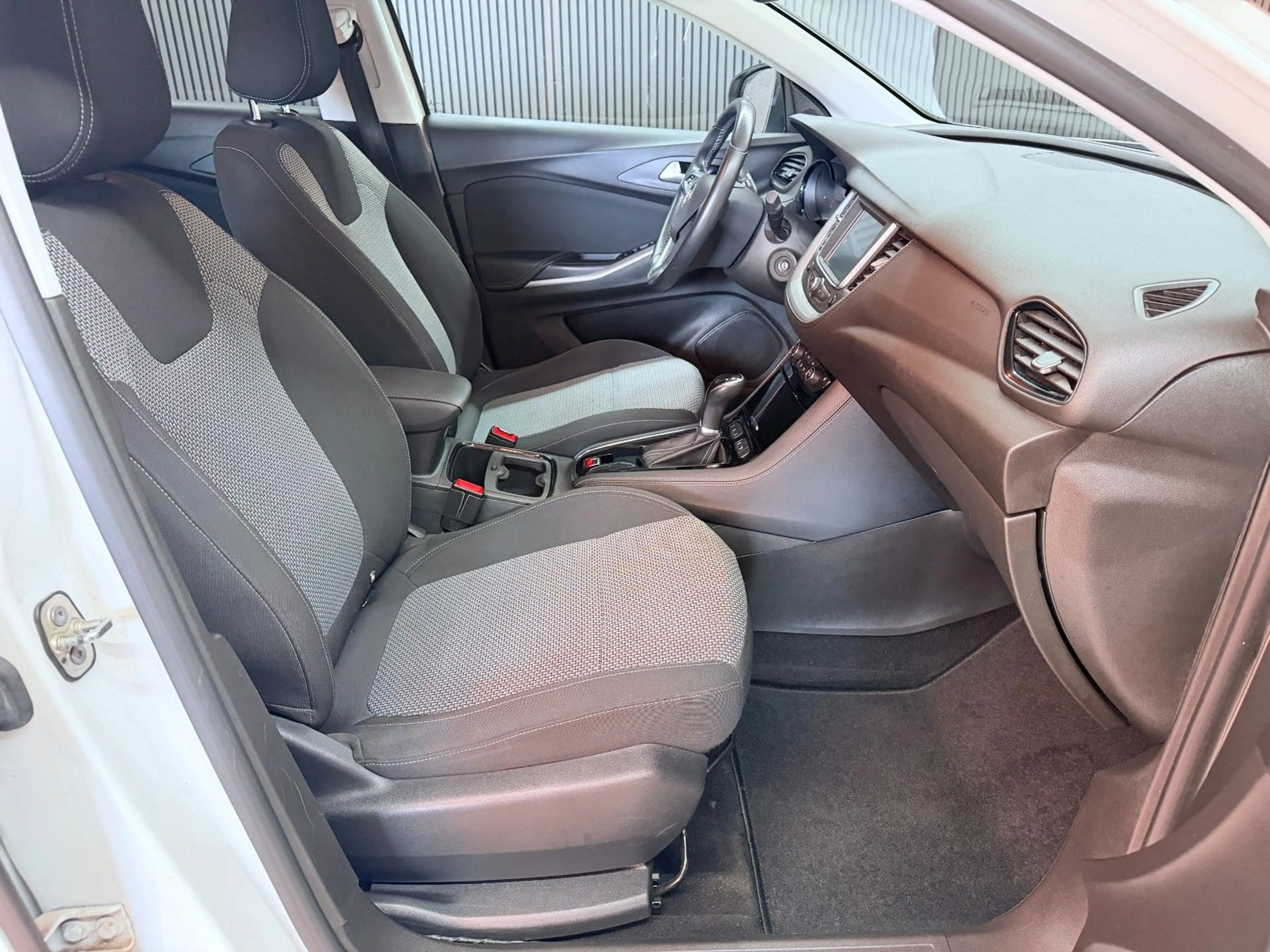 Opel Grandland X Edition Automatik Kamera — photo 14