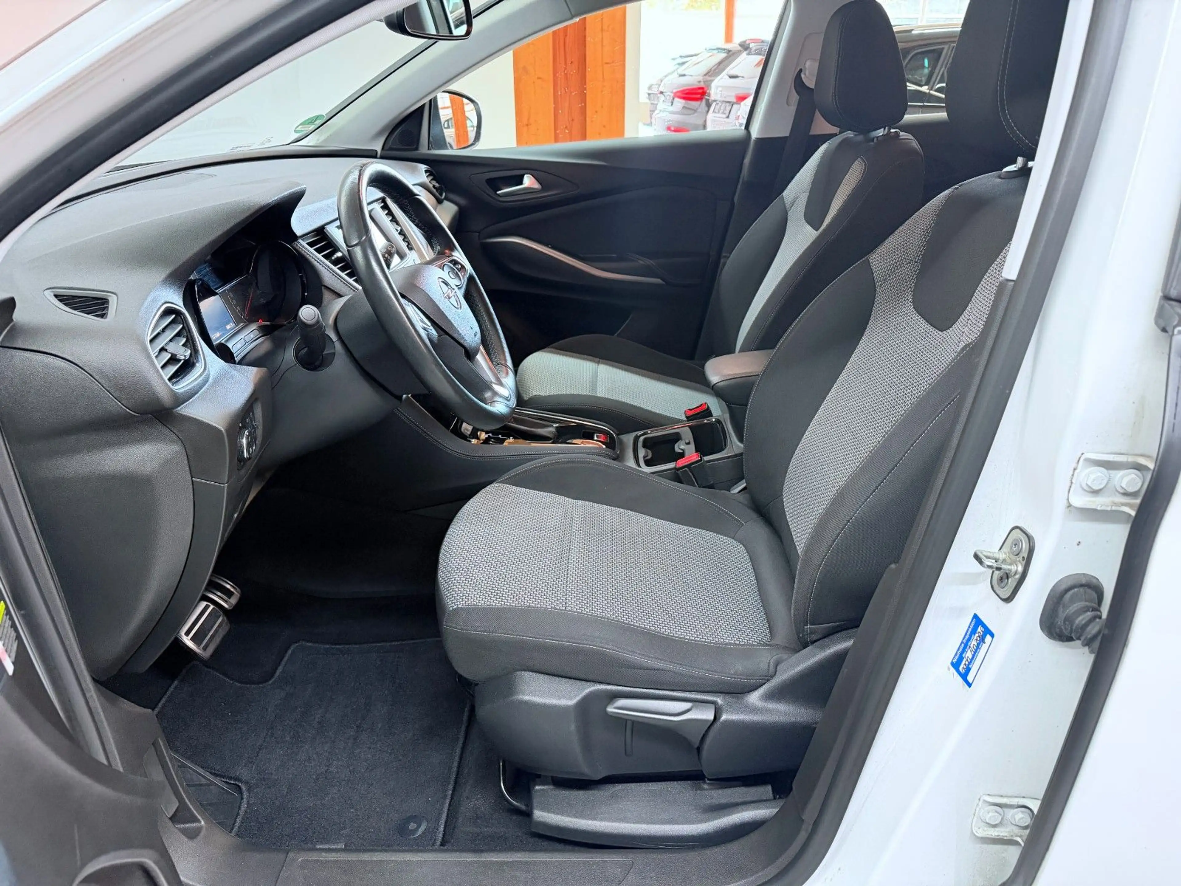 Opel Grandland X Edition Automatik Kamera — photo 11