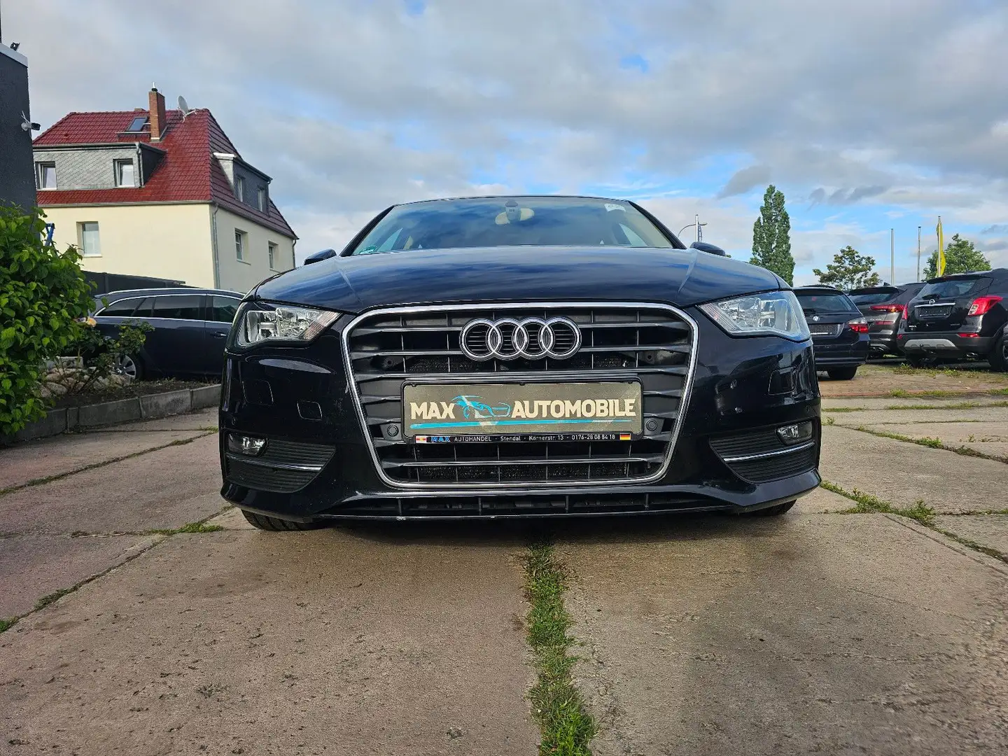 Audi A3 Sportback ambiente Schwarz - 2