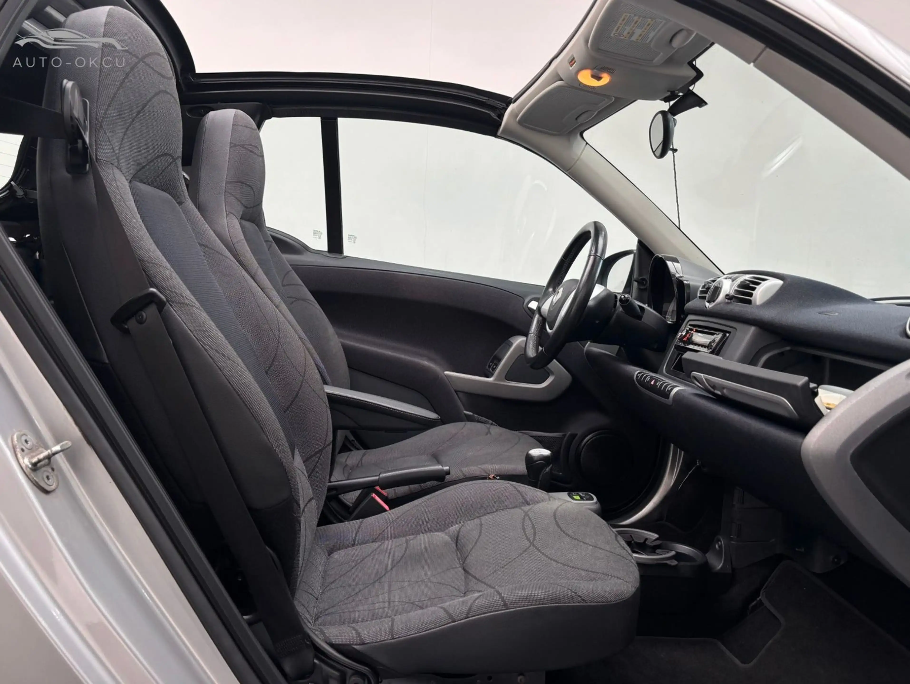 smart forTwo Cabrio 52 KW MHD/STZH/AUTOMATIK/KLIMA — photo 8
