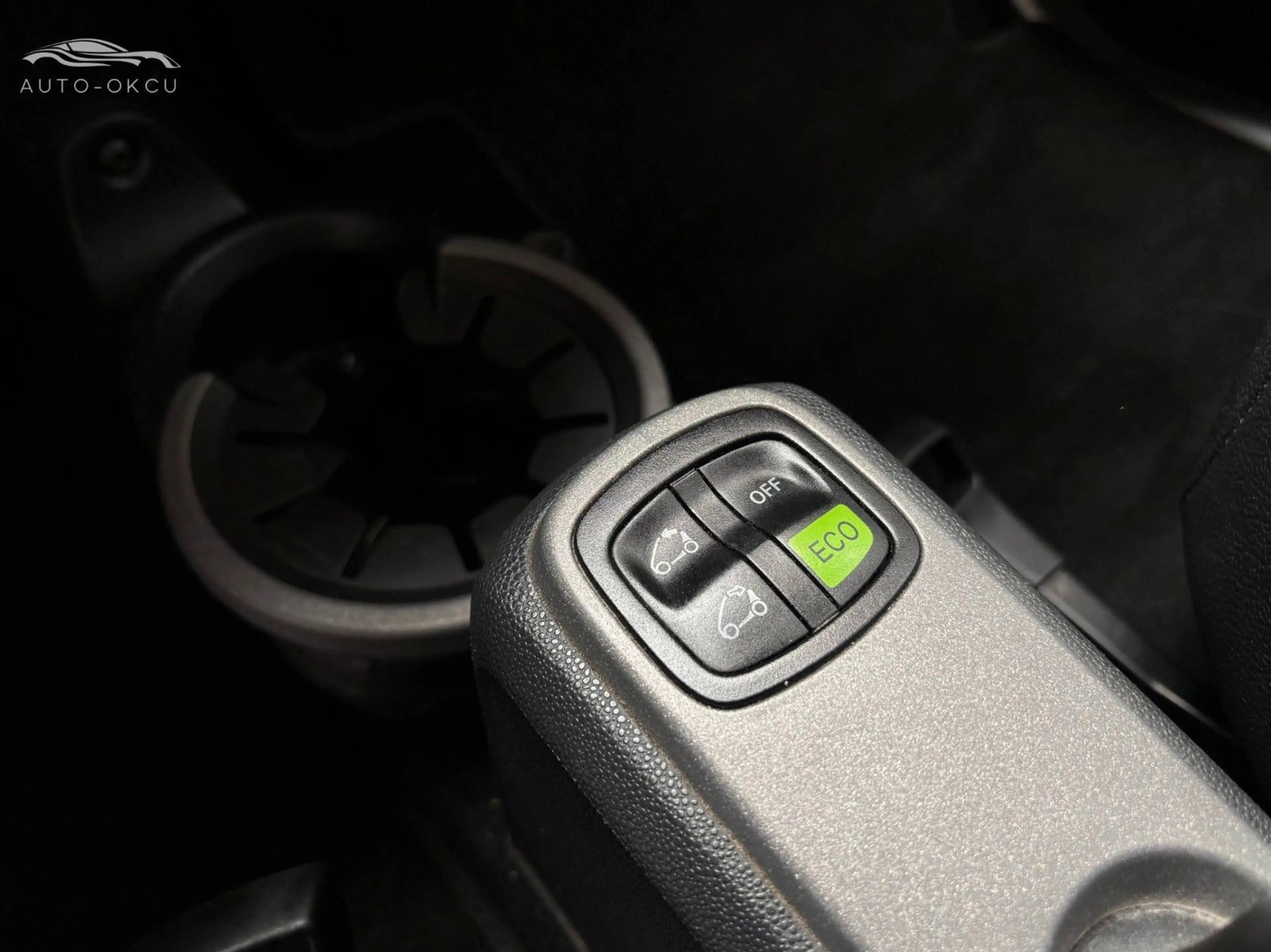 smart forTwo Cabrio 52 KW MHD/STZH/AUTOMATIK/KLIMA — photo 14