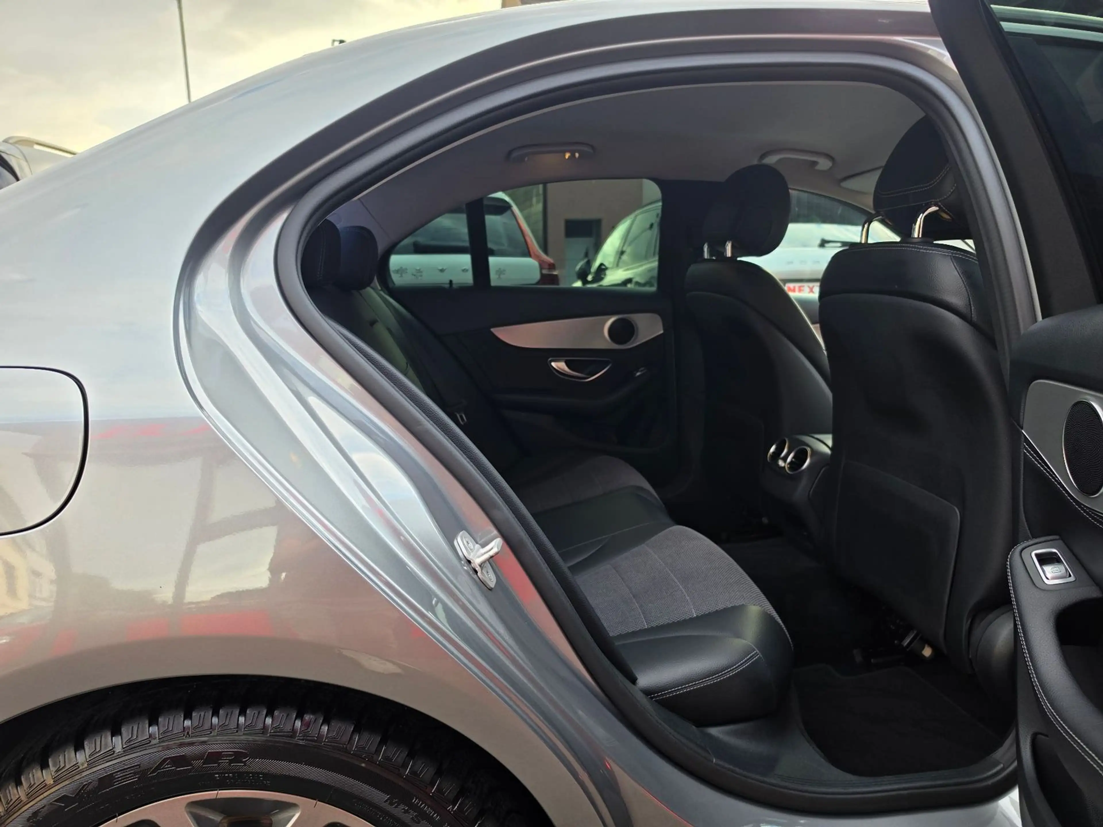Mercedes-Benz C 180 Avantgarde|Leder|Navi|PDC|SHZ|Limousine — photo 15