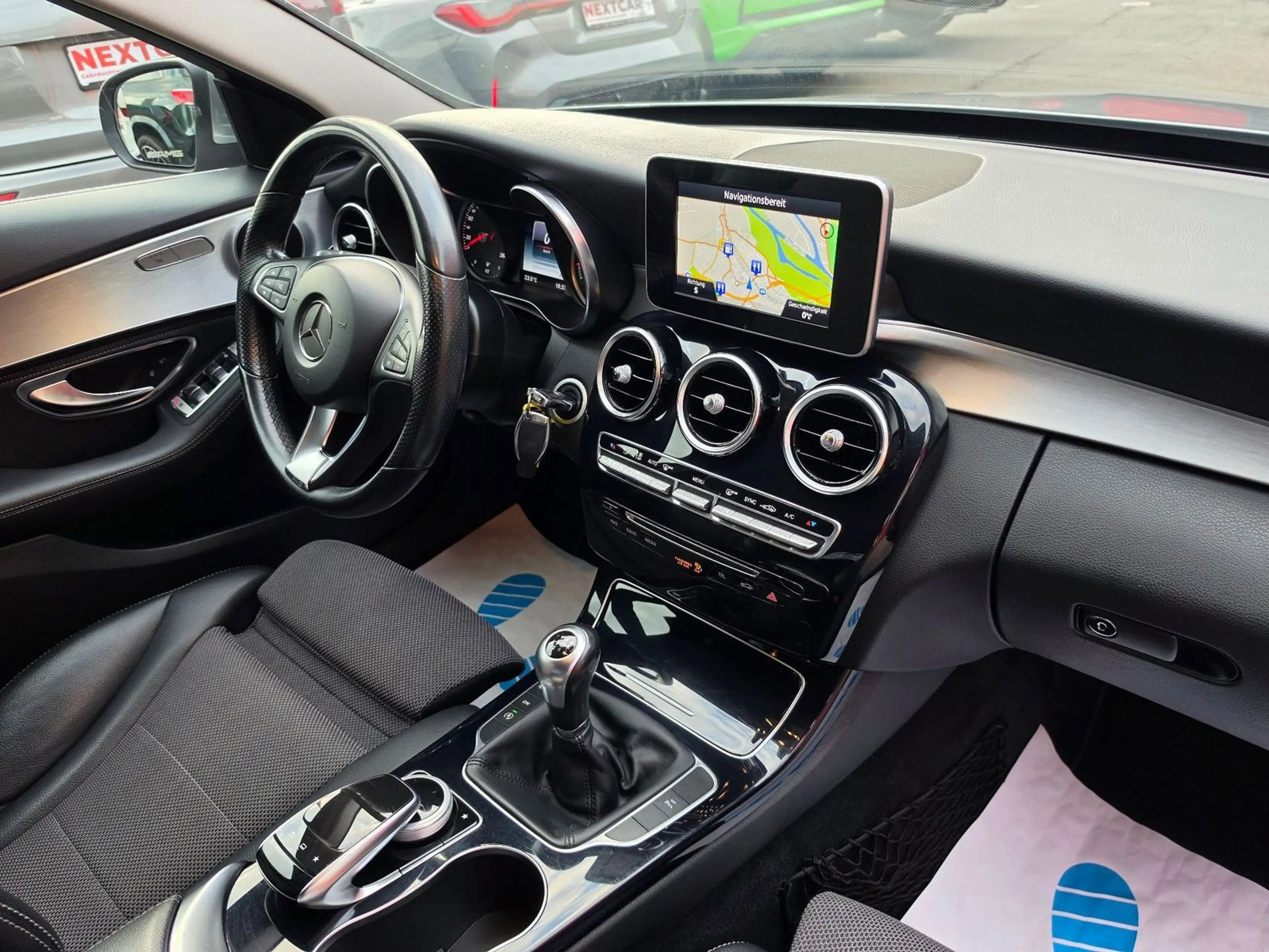 Mercedes-Benz C 180 Avantgarde|Leder|Navi|PDC|SHZ|Limousine — photo 10