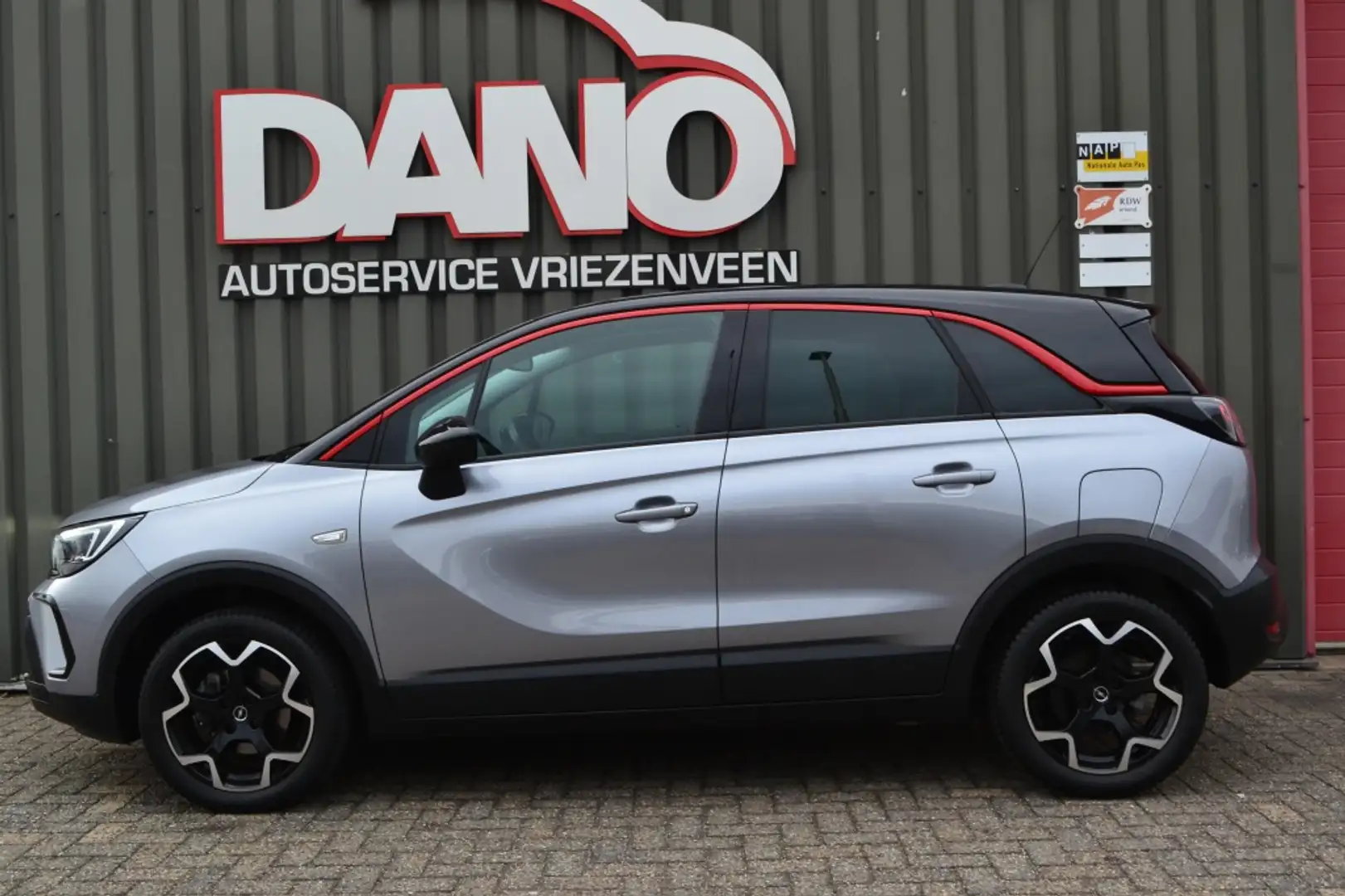 Opel Crossland 1.2 Turbo GS Line 131PK Navi/Camera/LED/17'' Grau - 2