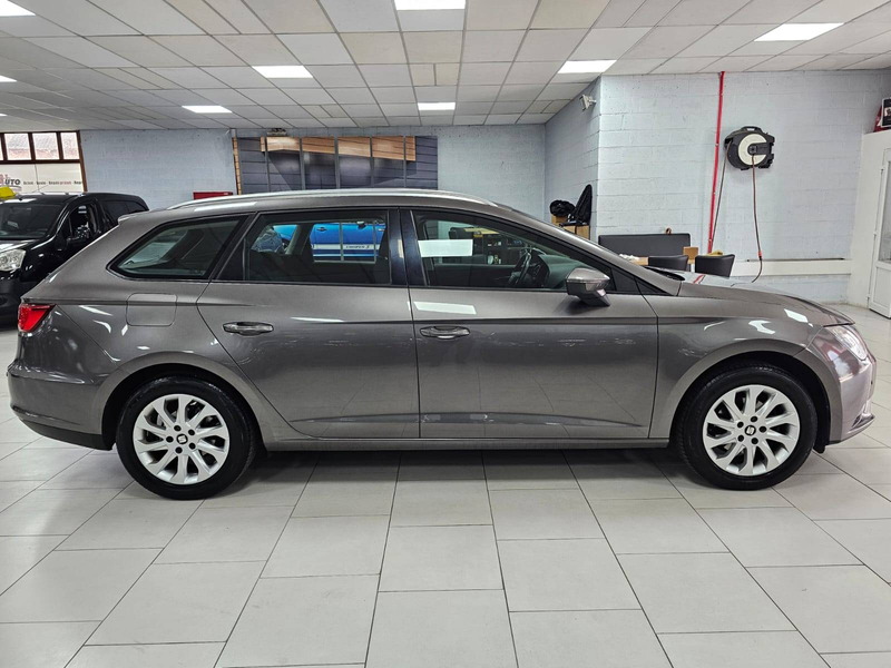 SEAT Leon ST 1.2 TSI Auto Attache Bluetooth Bi-Zone Cruise SIEGES Chauffants Sensors XENON — photo 6