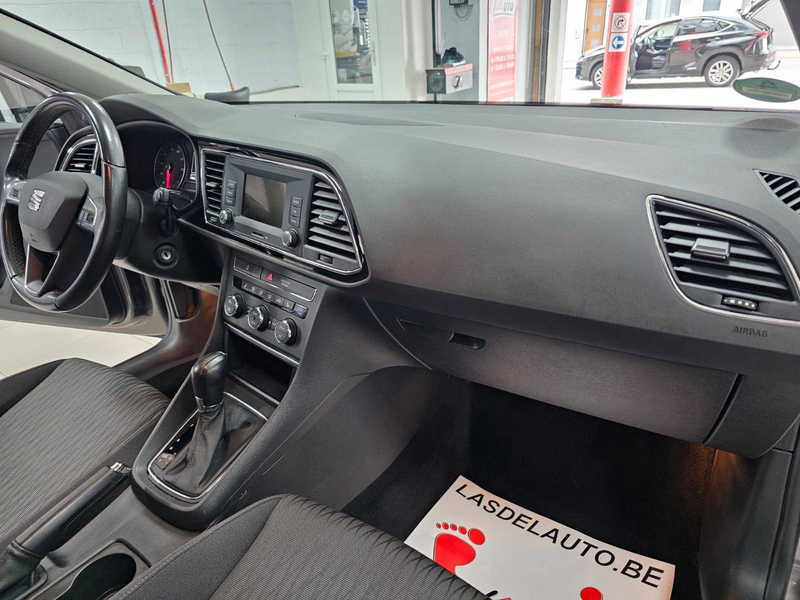 SEAT Leon ST 1.2 TSI Auto Attache Bluetooth Bi-Zone Cruise SIEGES Chauffants Sensors XENON — photo 10