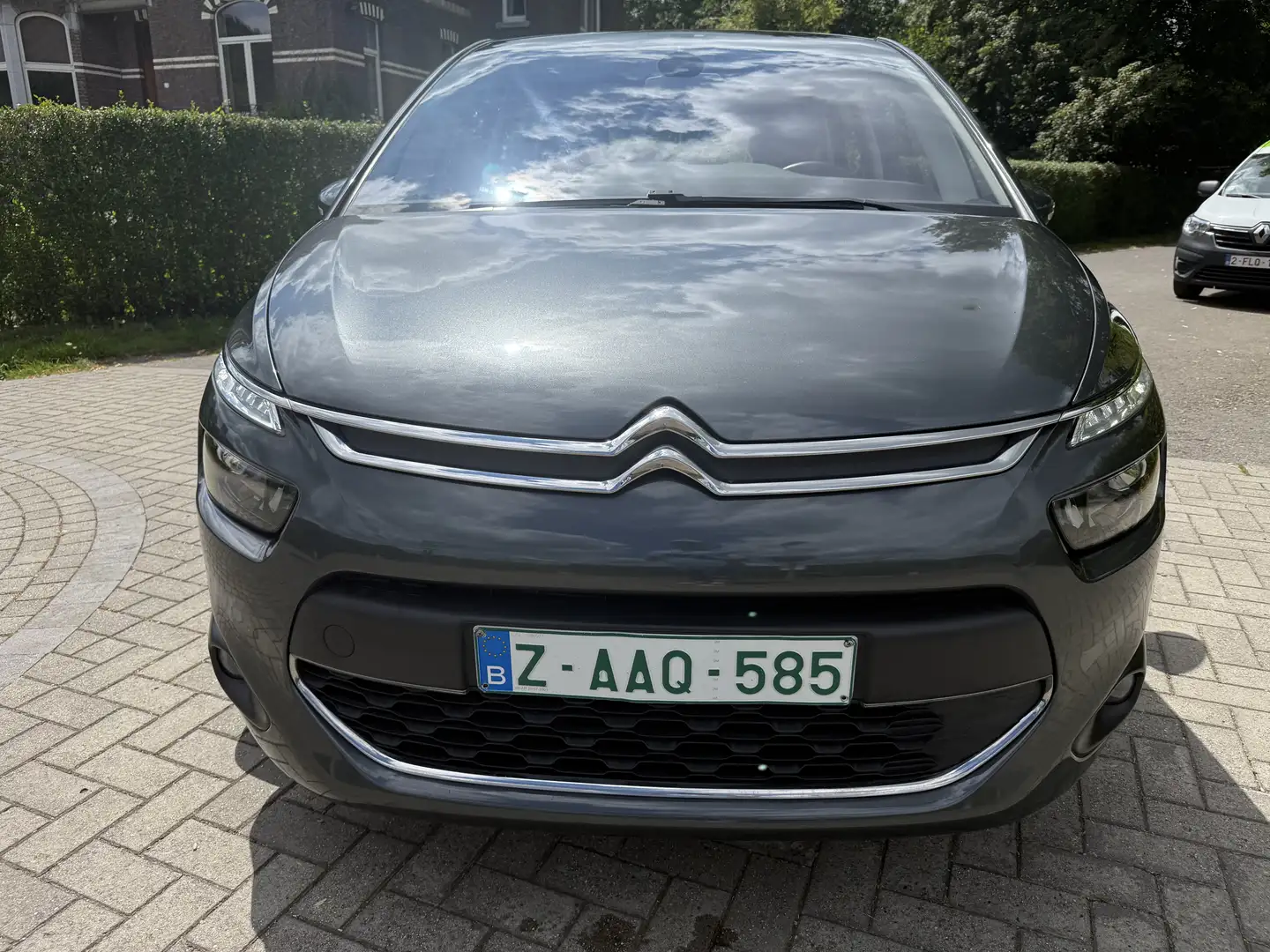 Citroen C4 Picasso 1.6 BlueHDi Exclusive S&S Grijs - 2