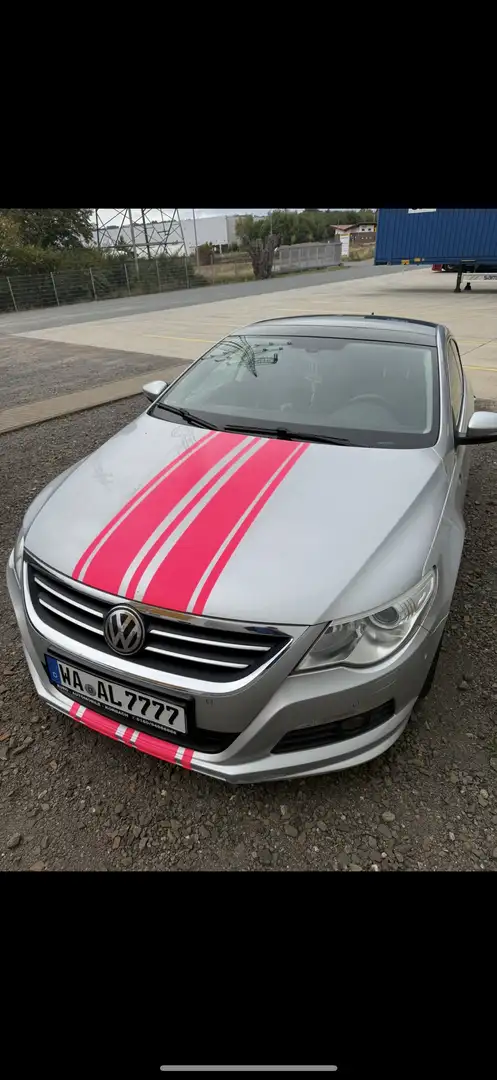 Volkswagen Passat CC 2.0 TDI BlueMotion Technology DSG Exclusive - 2