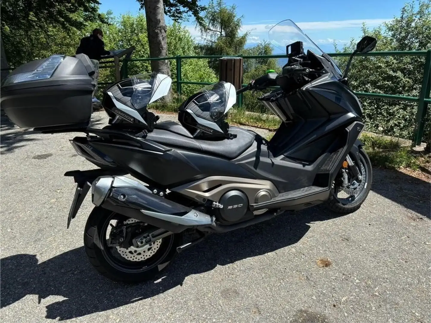 Kymco AK 550 Negru - 2