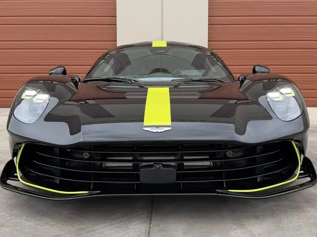 Aston Martin Coupe