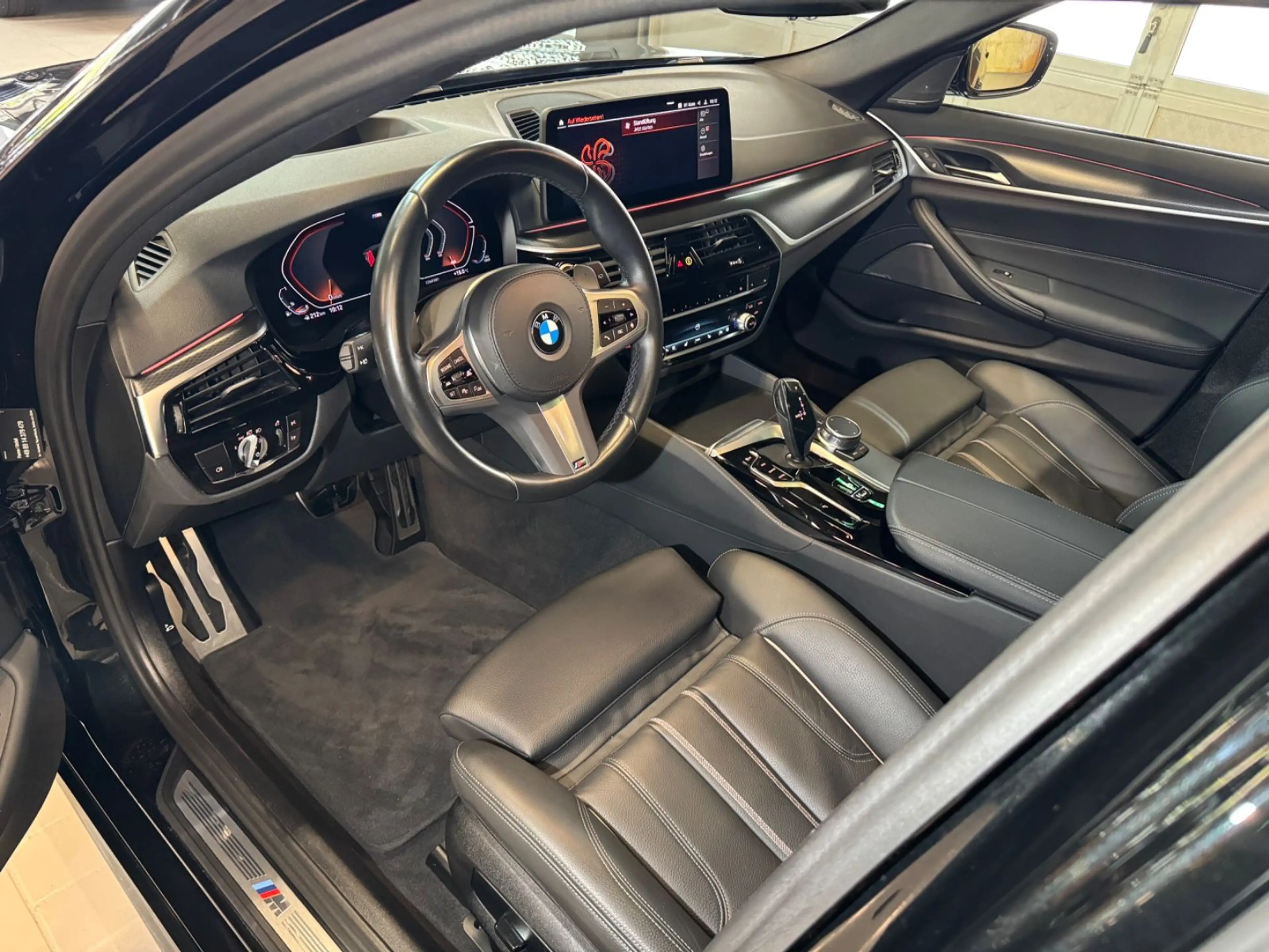 BMW 540 i xDrive M Sport~HUD~LASER~HARMAN&KARDON~AHK — photo 12
