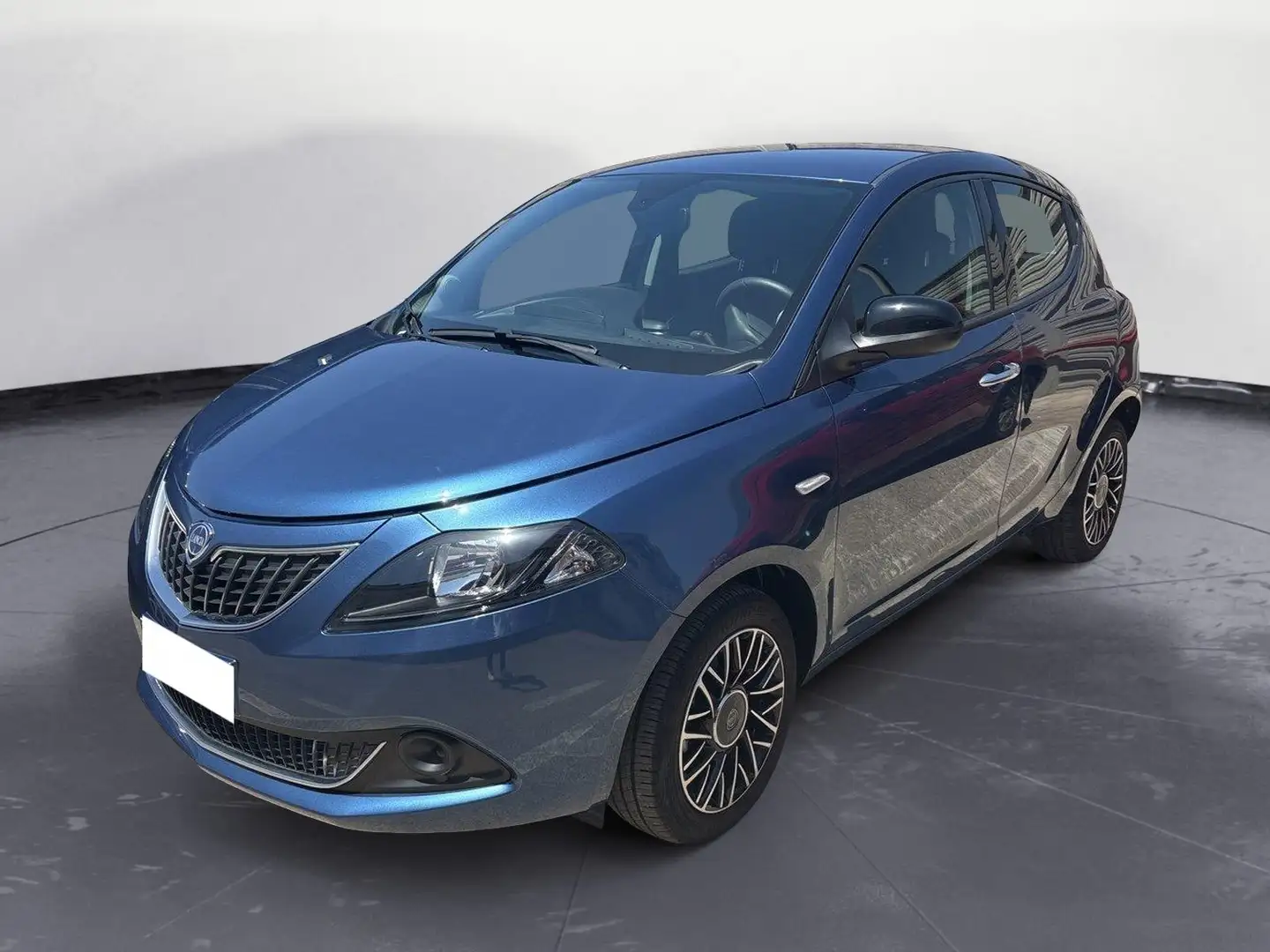 Lancia Ypsilon LANCIA MY24 1,0 FIREFLY PLATINO 70 CV HYBRID STAR Bleu - 1