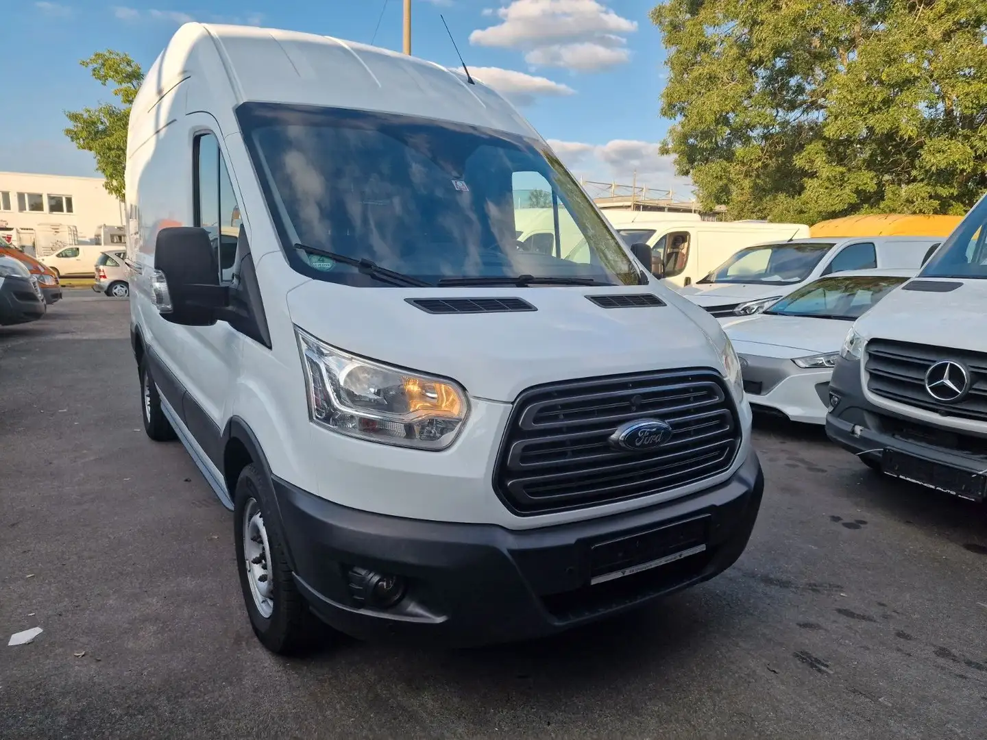 Ford Transit Kasten 350 L2H3 Trend Blanc - 1