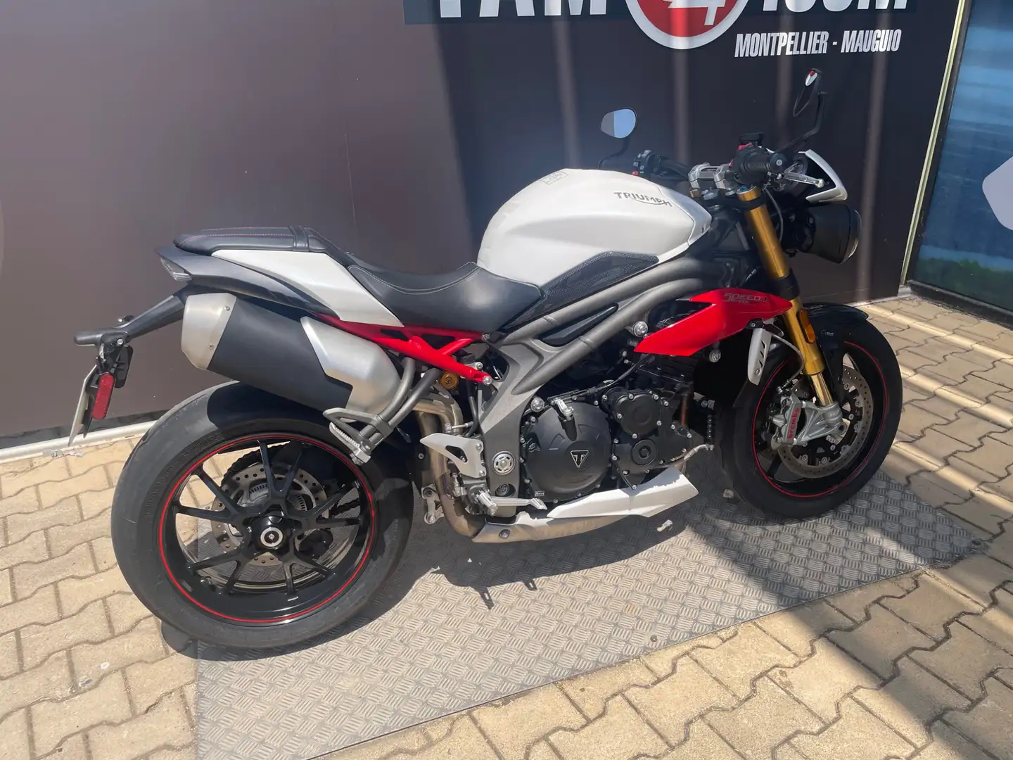Triumph Speed Triple 1050 Blanc - 2