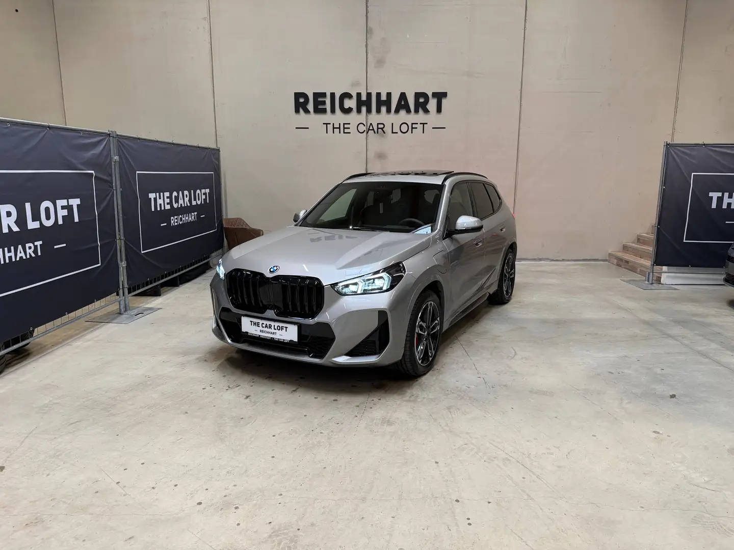 BMW X1 xDrive 30e M Sport Pro - LEASINGAKTION Grau - 1