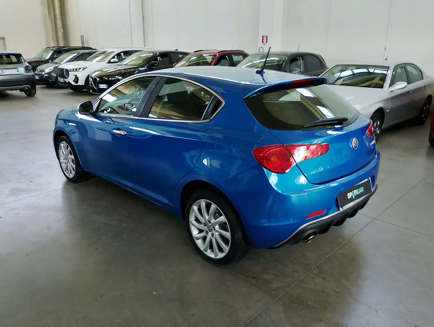 Alfa Romeo Giulietta 1.6 JTDm TCT 120 CV Super Blauw - 2
