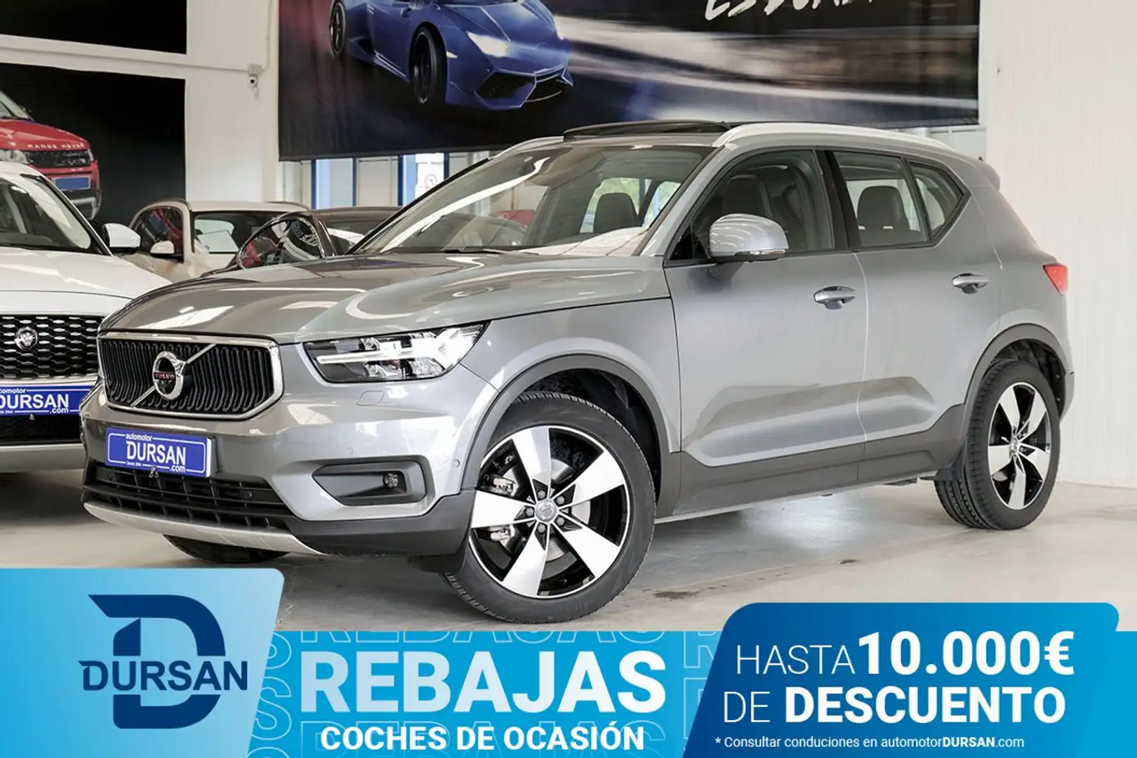 Volvo XC40 D4 Momentum AWD Aut. Gris - 1