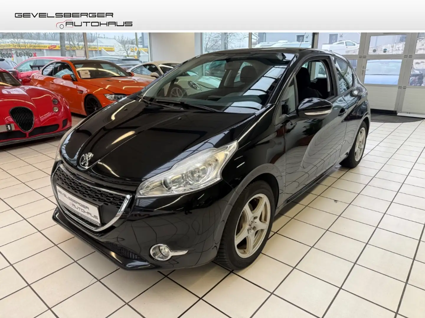 Peugeot 208 Active Garantie Notbremsass. Temp Tel.-Vorb. PDC K Schwarz - 1