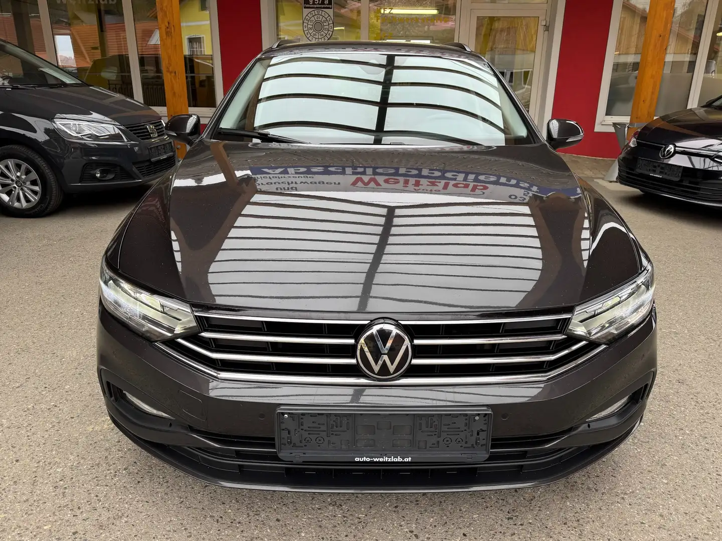 Volkswagen Passat Variant Conceptline 2,0 TDI *Automatik* Grau - 2