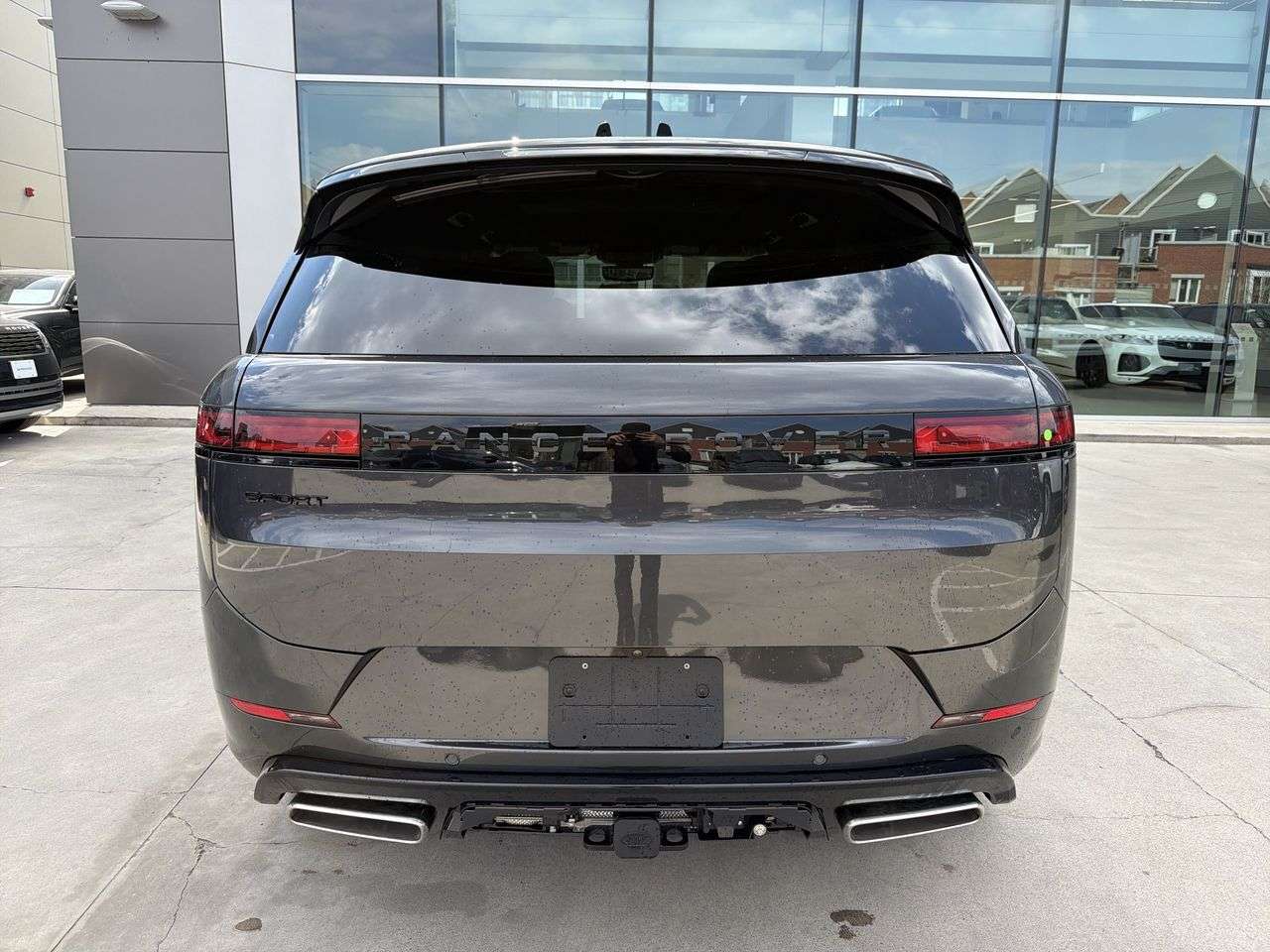 2026 Land Rover Range Rover Sport P400 Dynamic SE alt 4