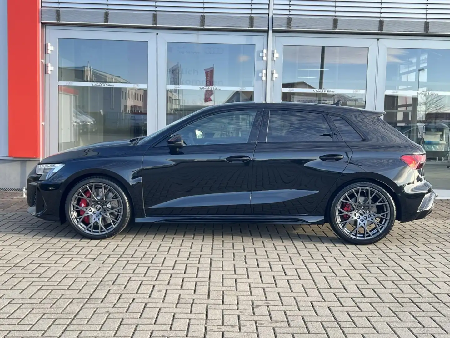 Audi RS3 Sportback S tronic DACH+280KM/H+ABGAS+LEDER Klima Schwarz - 2