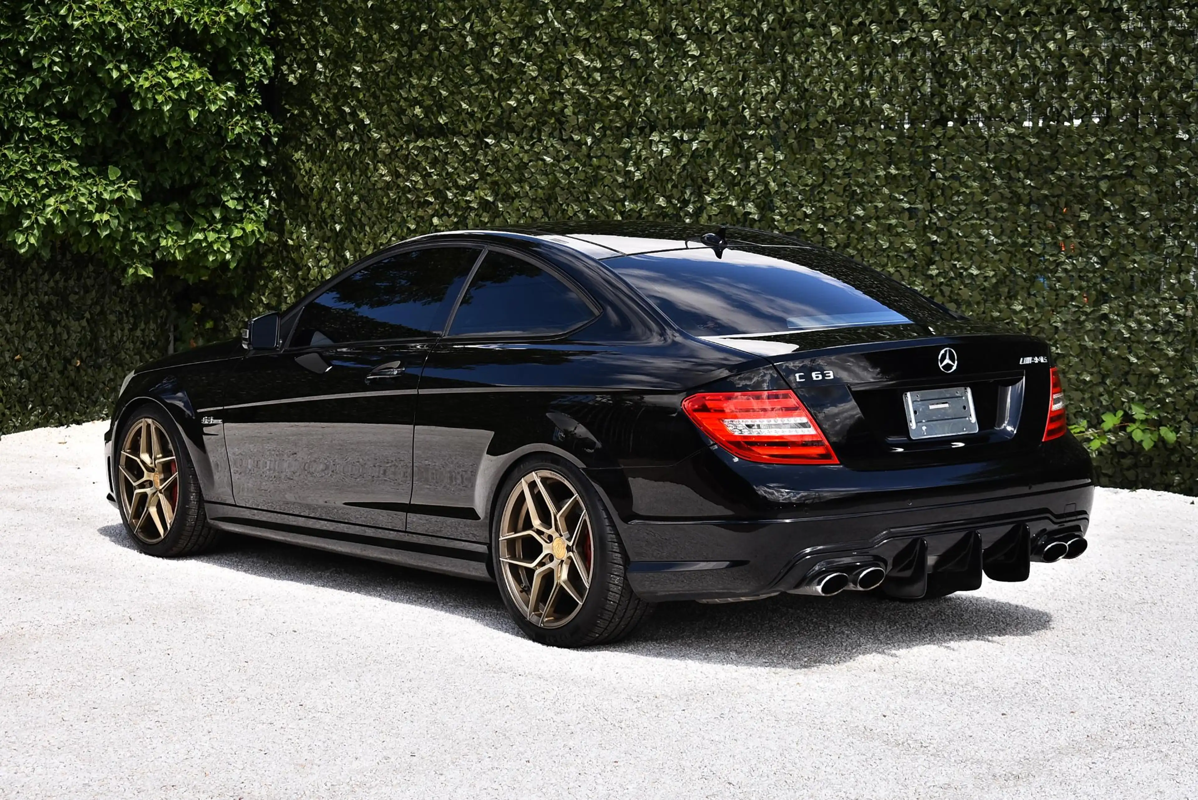 Mercedes-Benz C 63 AMG S — photo 8