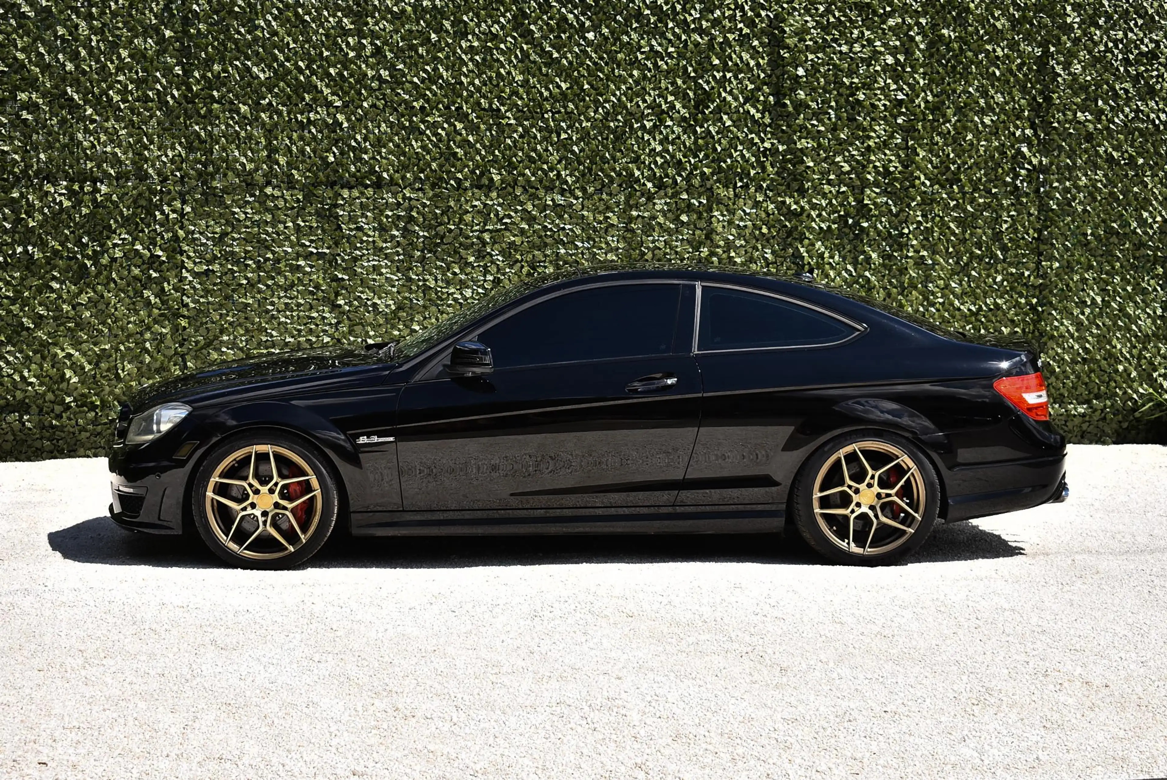 Mercedes-Benz C 63 AMG S — photo 9